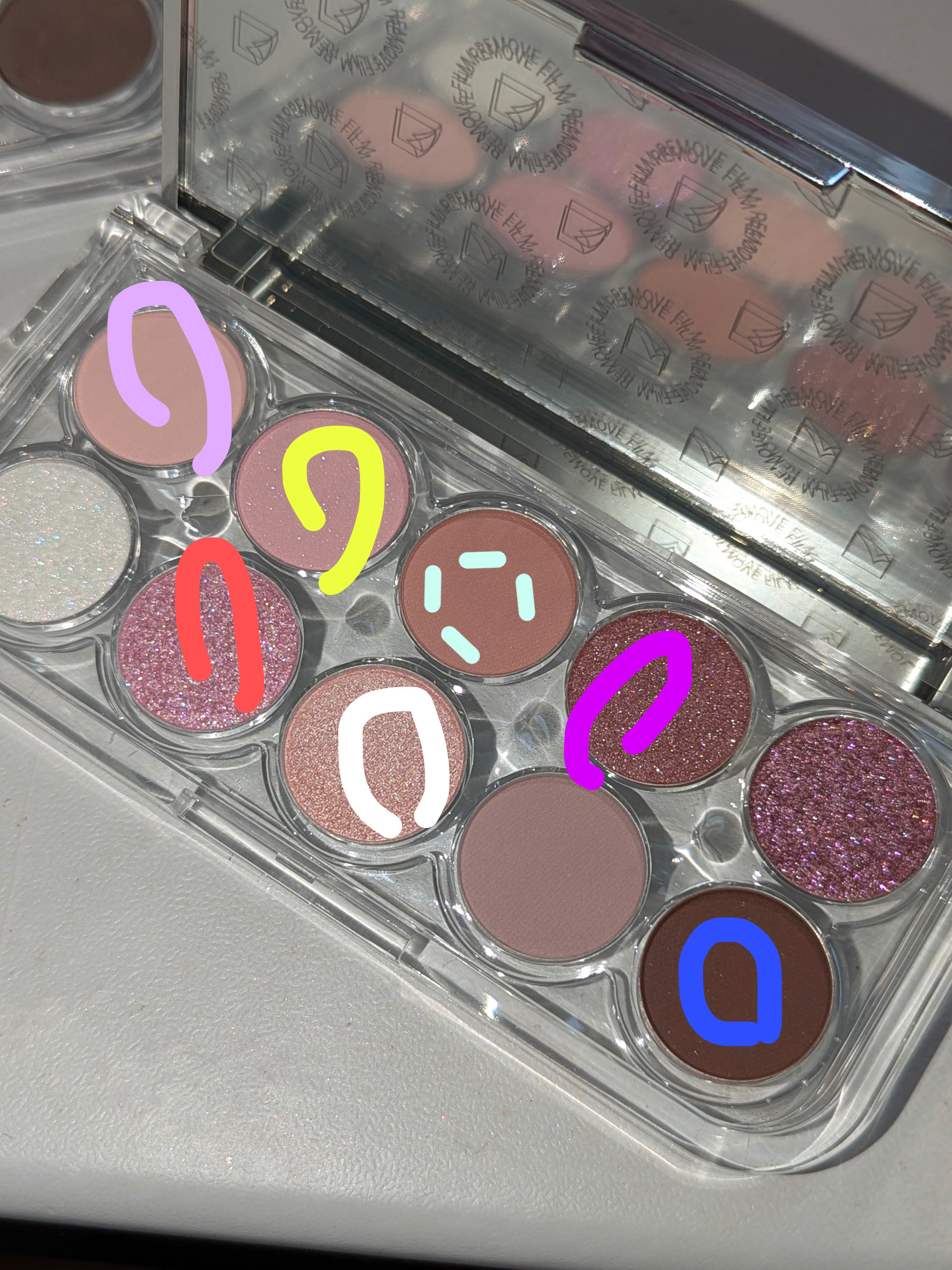 「密着アイライナー」極細クリームペンシル/デジャヴュ/ペンシルアイライナーを使ったクチコミ（3枚目）