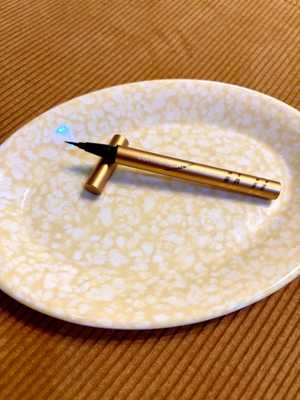 スキルレスライナー/LUMIURGLAS/リキッドアイライナーを使ったクチコミ(1枚目)