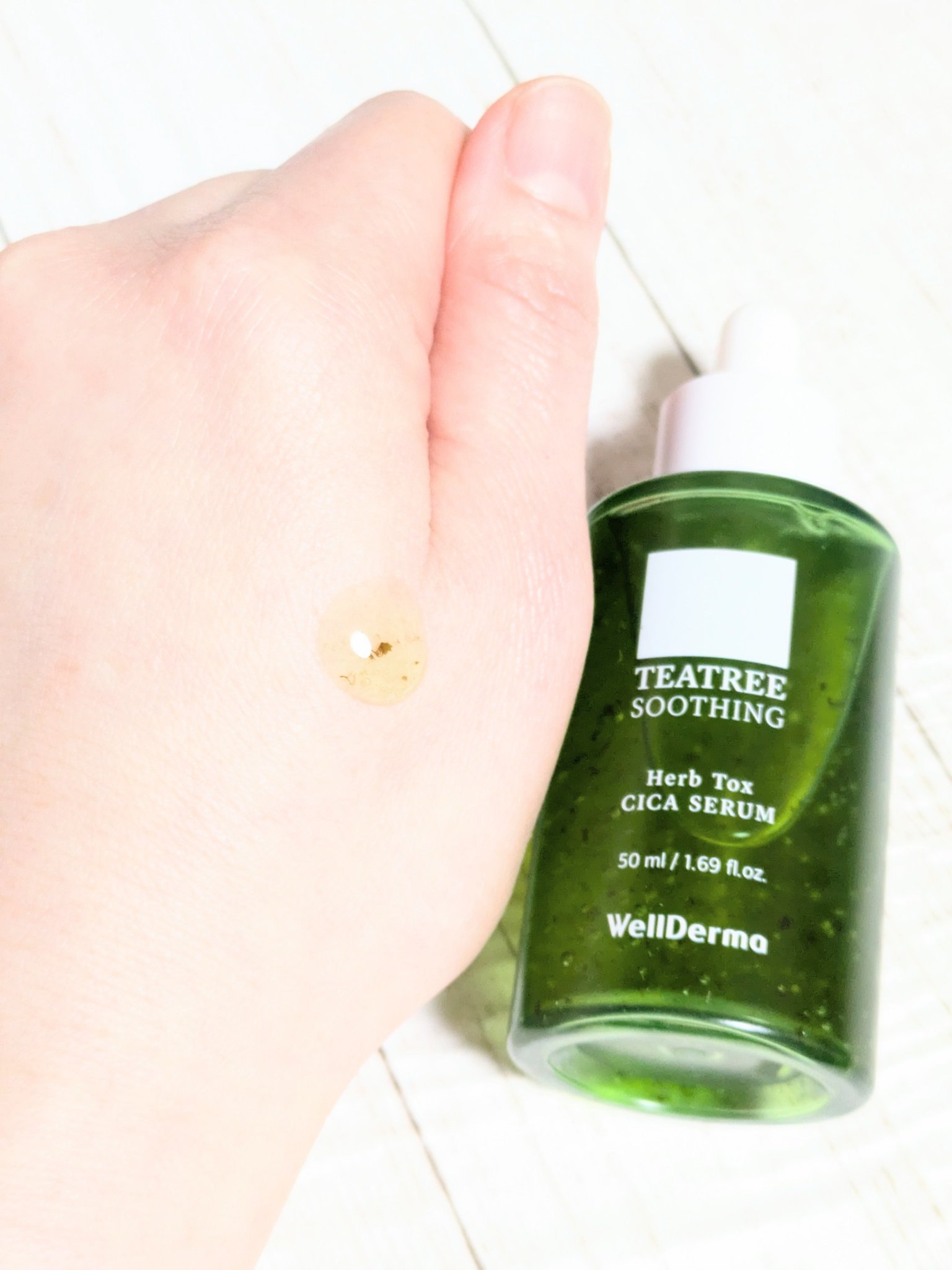 ティーツリーハーブトックスシカアンプル美容液/WellDerma/美容液を使ったクチコミ（3枚目）