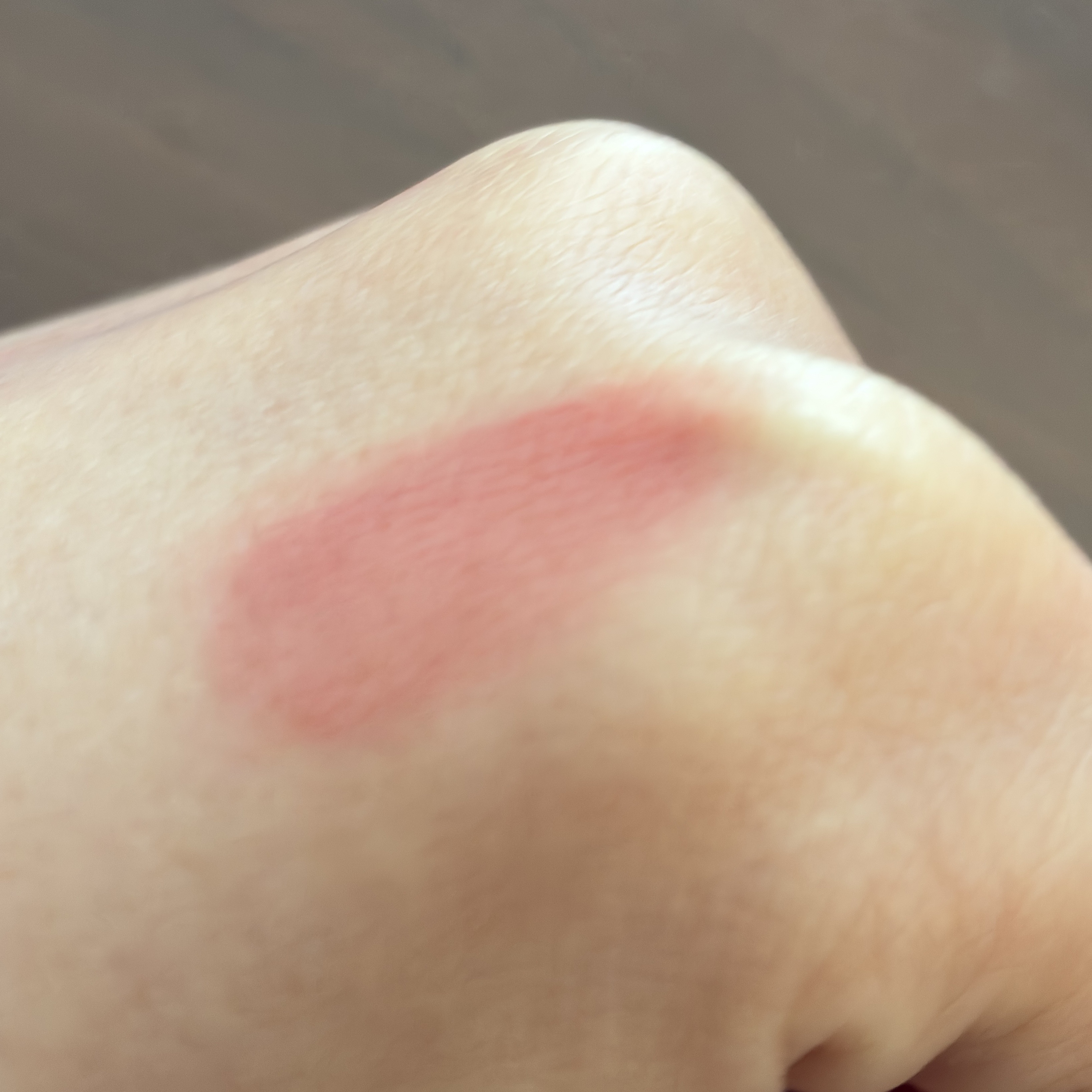 リップアンドチーク ブラーリープリンポット/fwee/口紅を使ったクチコミ（2枚目）