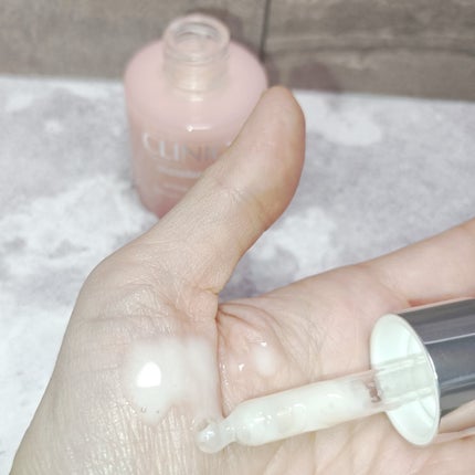 モイスチャー サージ グロウ リファイン セラム(美容液)/CLINIQUE/美容液を使ったクチコミ(4枚目)