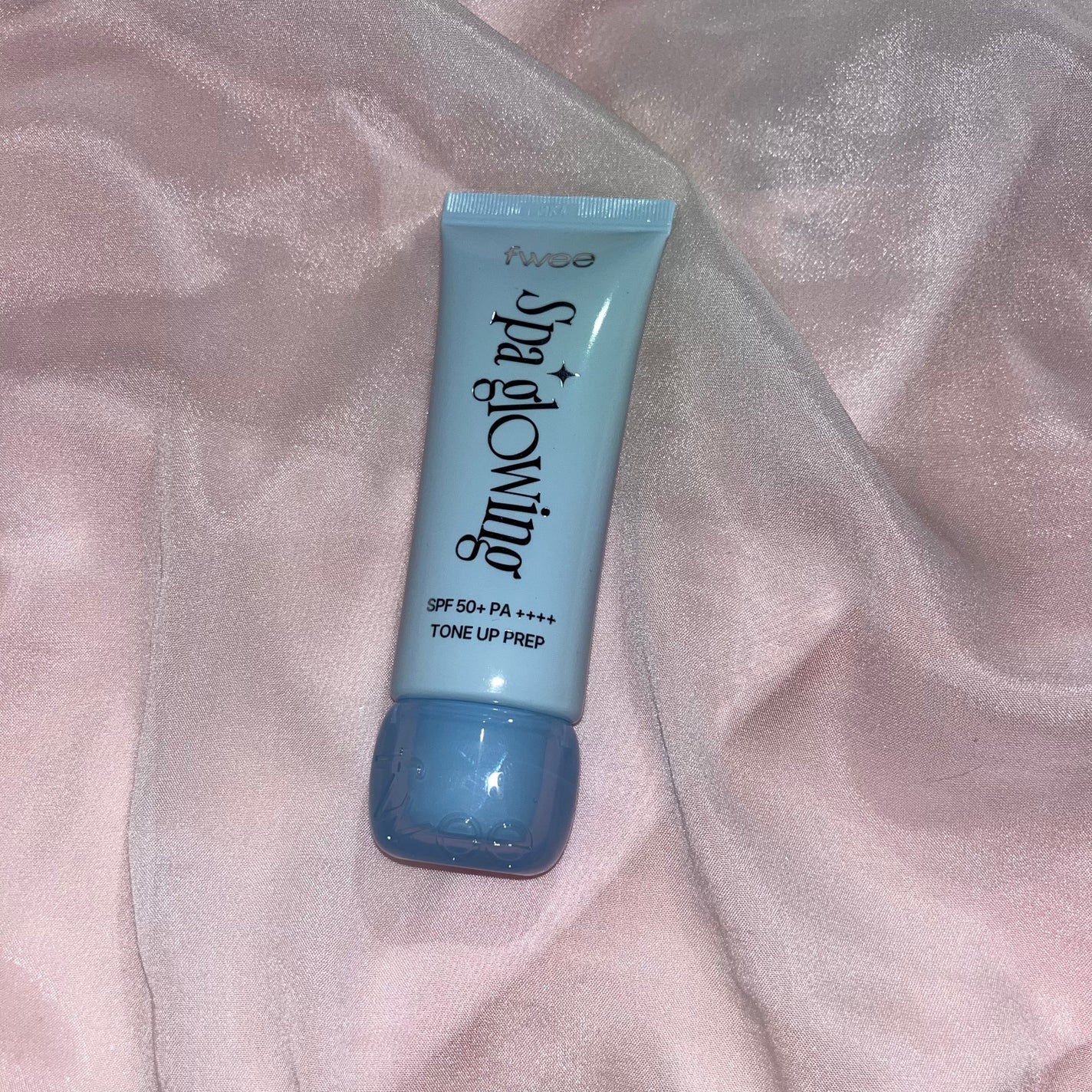 スパグロウUVトーンアップベース/fwee/化粧下地を使ったクチコミ(1枚目)