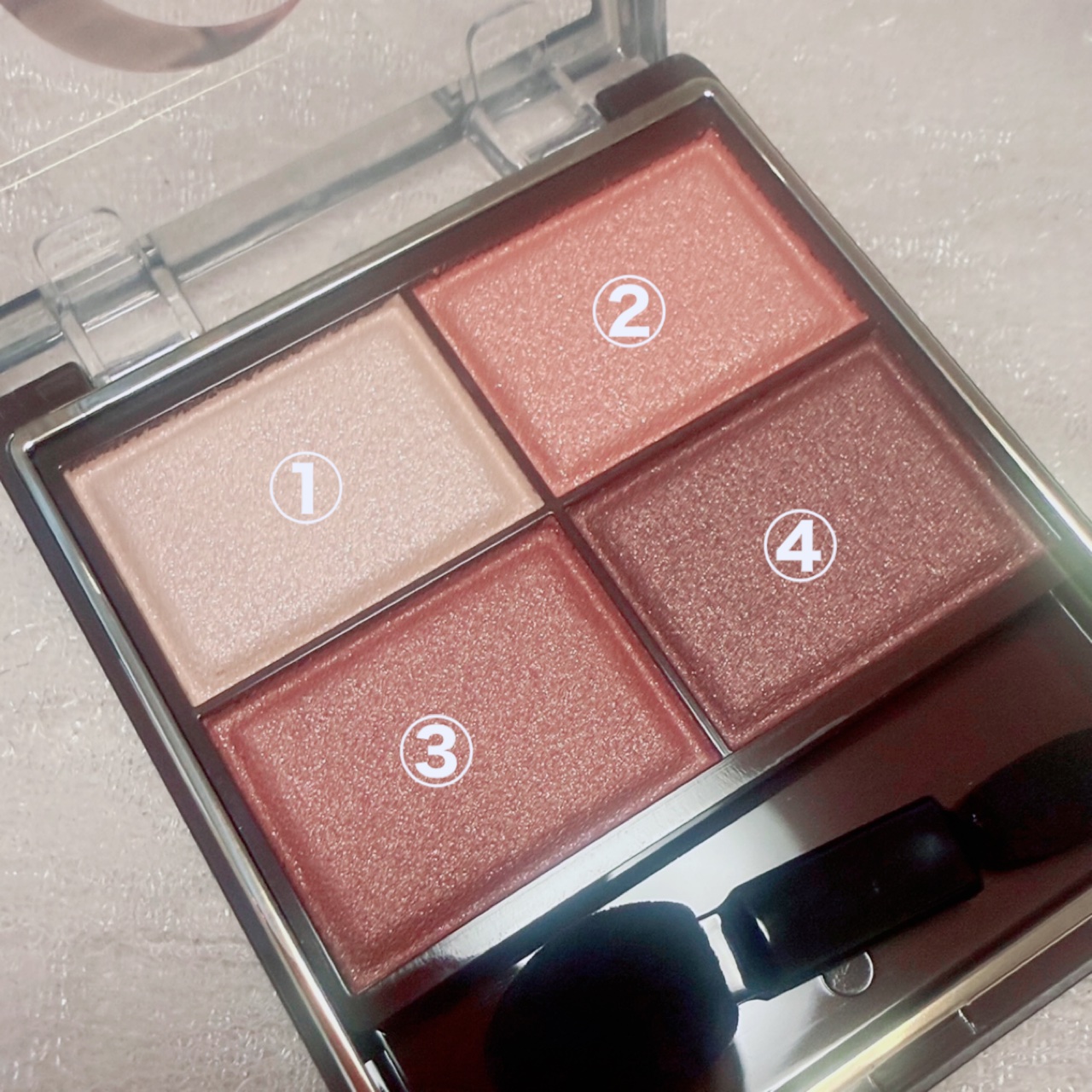 スキニーリッチシャドウ/excel/アイシャドウパレットを使ったクチコミ（2枚目）