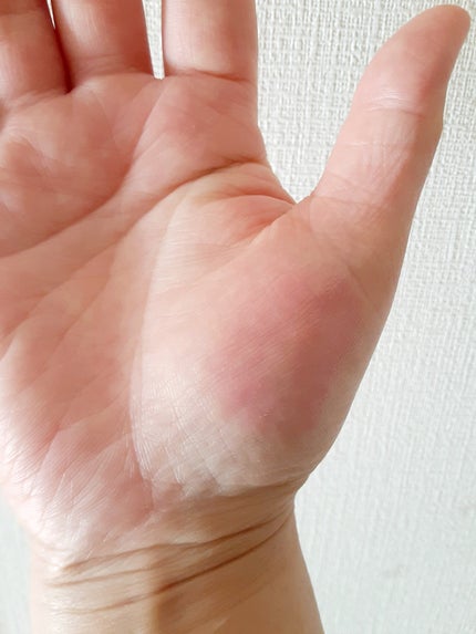 モイストピュアカラーリップ アプリコットピンク/ニベア/リップクリームの画像