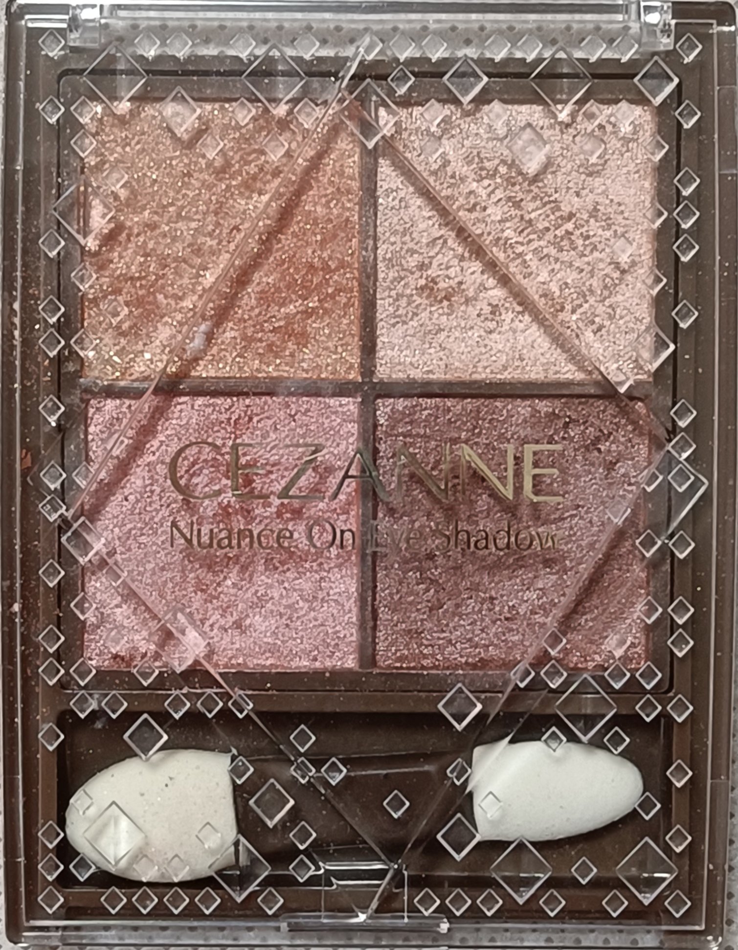 ラスティンググロスリップ/CEZANNE/口紅を使ったクチコミ（2枚目）