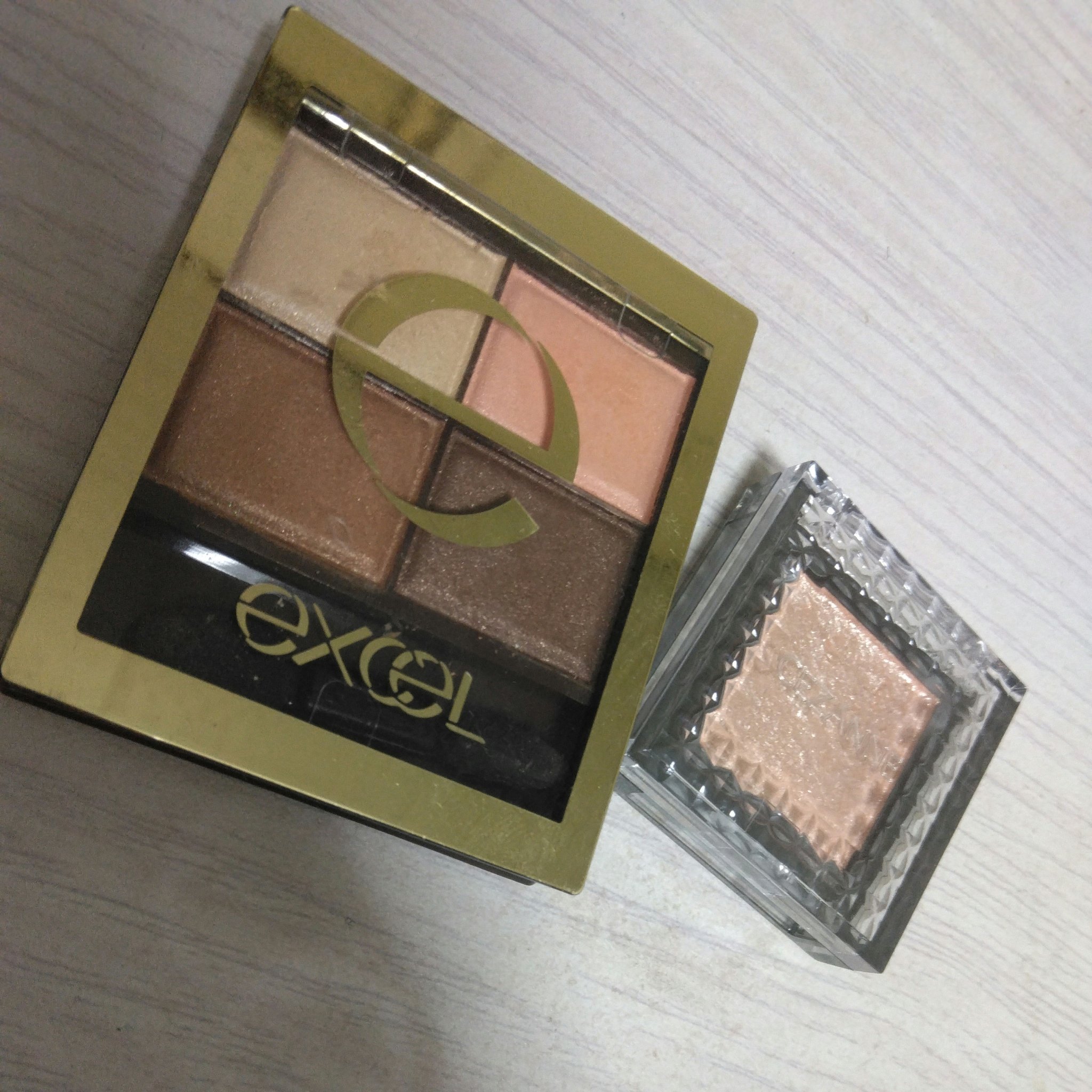 スキニーリッチシャドウ/excel/アイシャドウパレットを使ったクチコミ（2枚目）