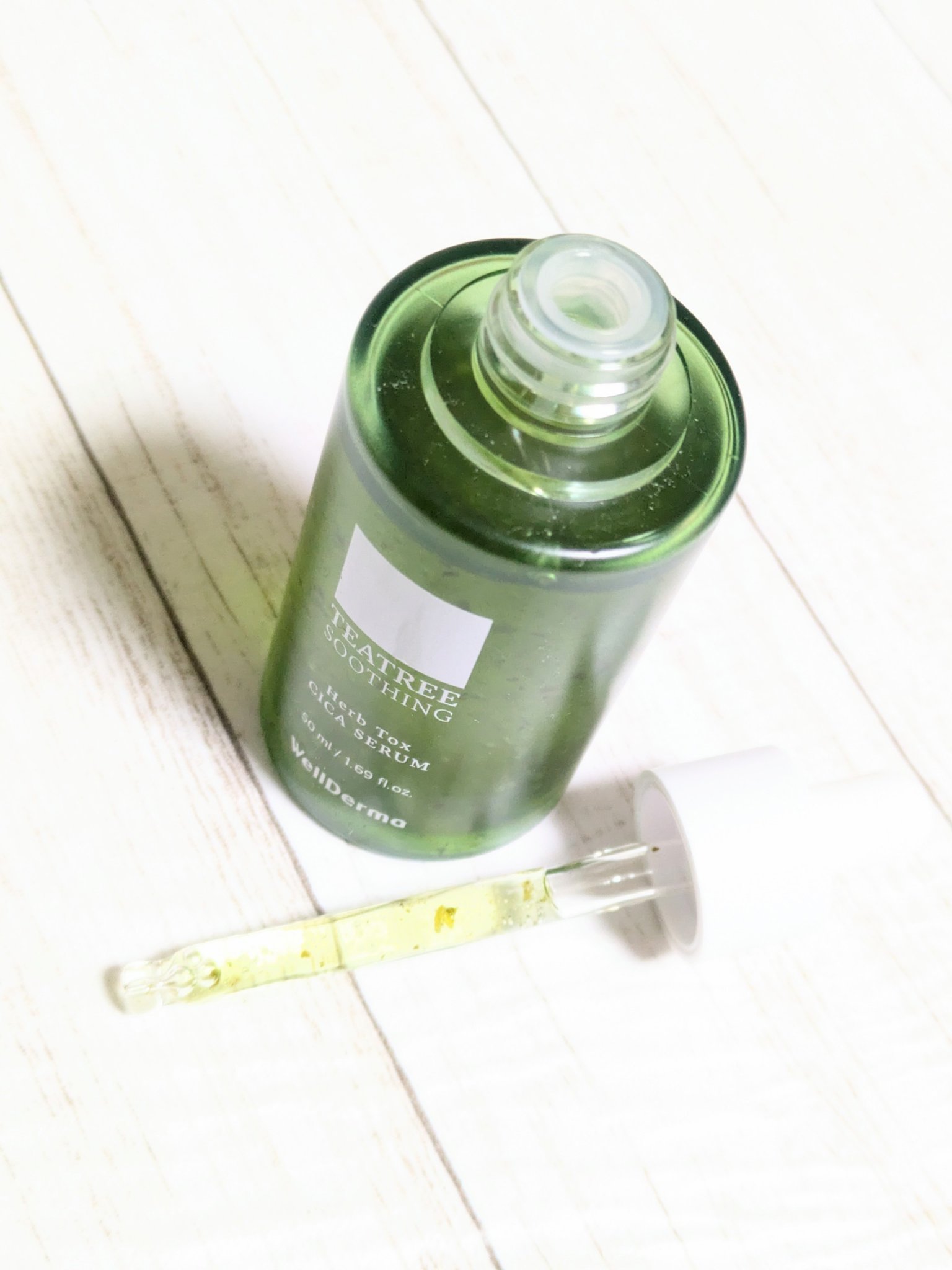 ティーツリーハーブトックスシカアンプル美容液/WellDerma/美容液を使ったクチコミ（2枚目）