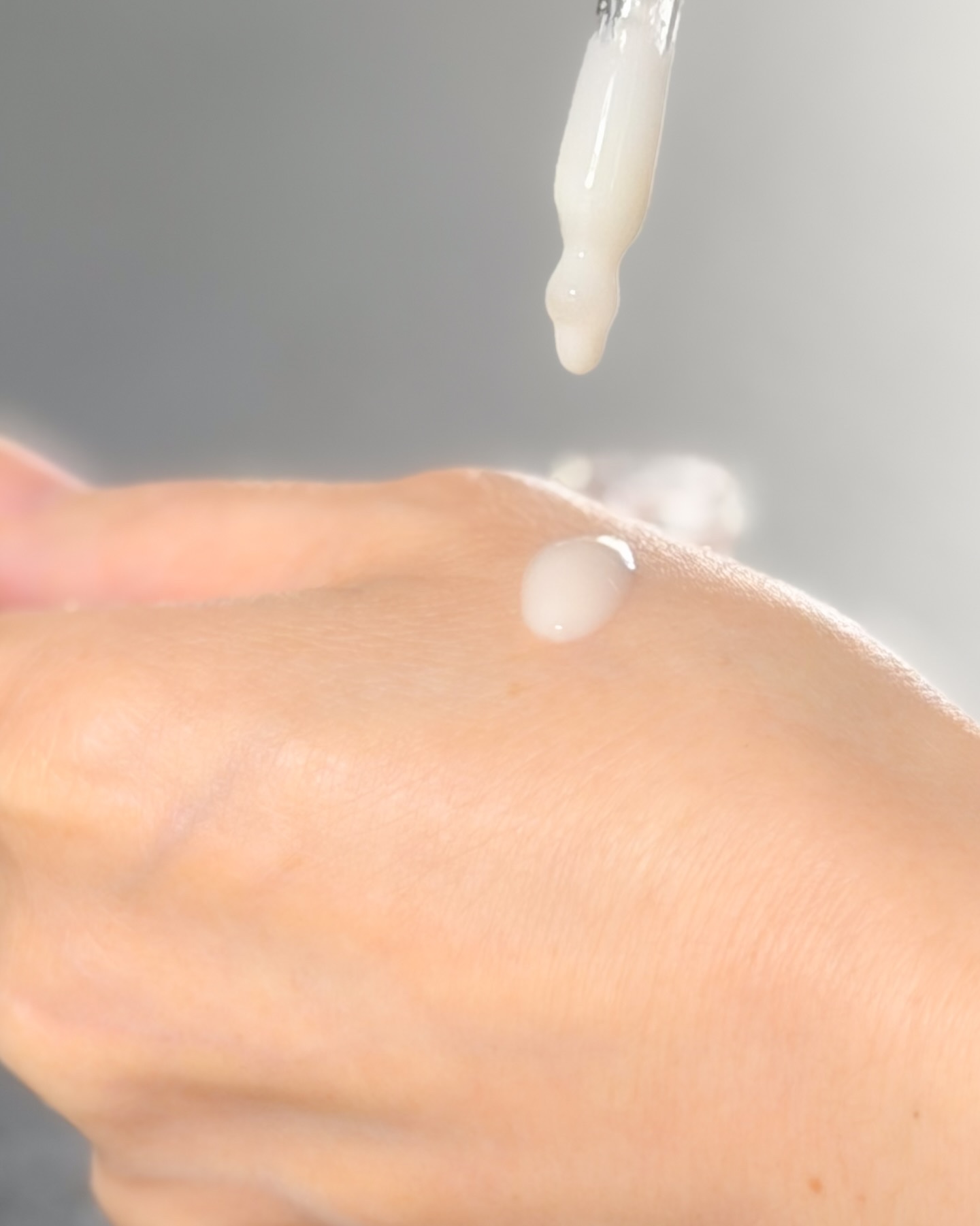 モイスチャー サージ グロウ リファイン セラム（美容液）/CLINIQUE/美容液を使ったクチコミ（3枚目）