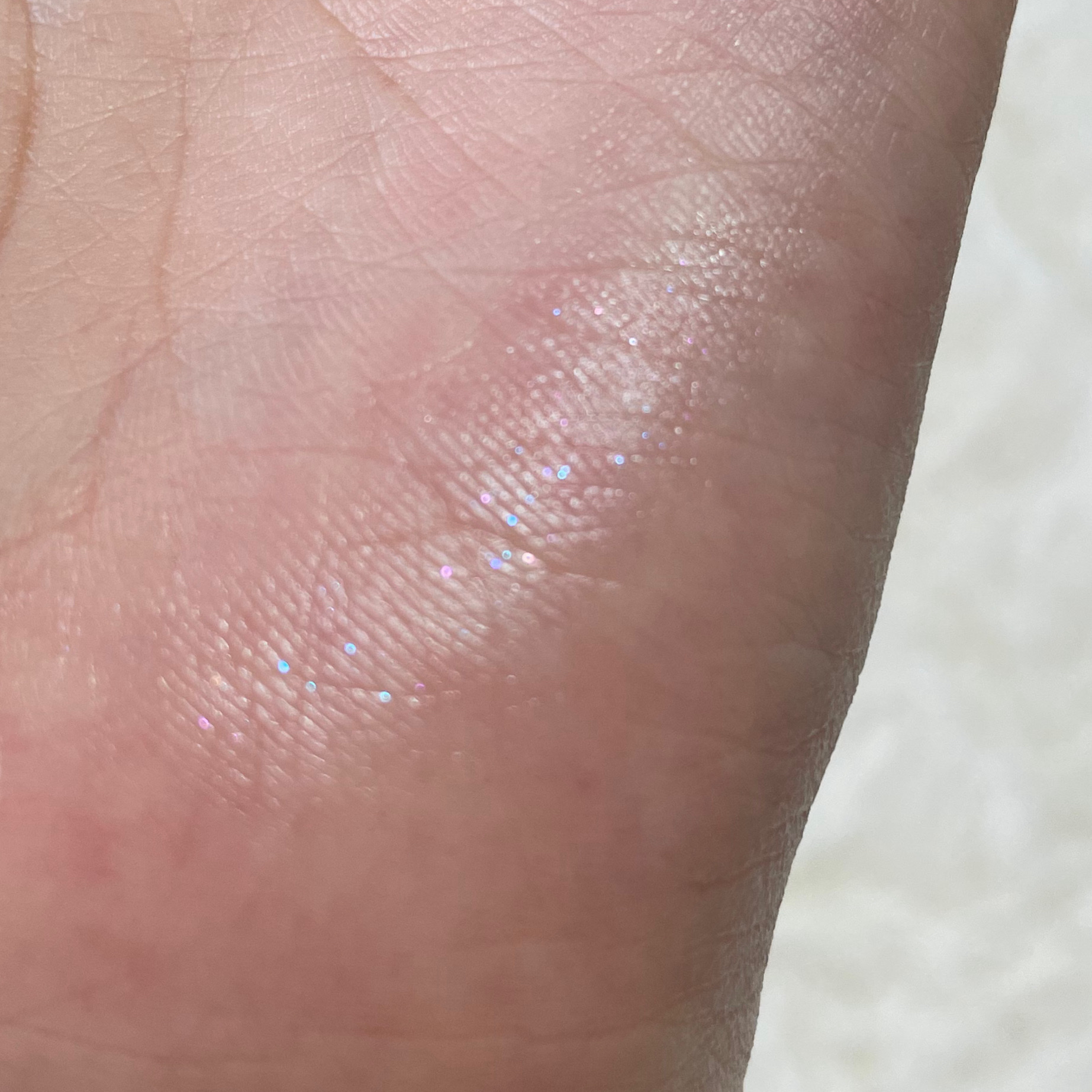 ロングラスティング バブルリングガムグロス/LUNA/リップグロスを使ったクチコミ（2枚目）