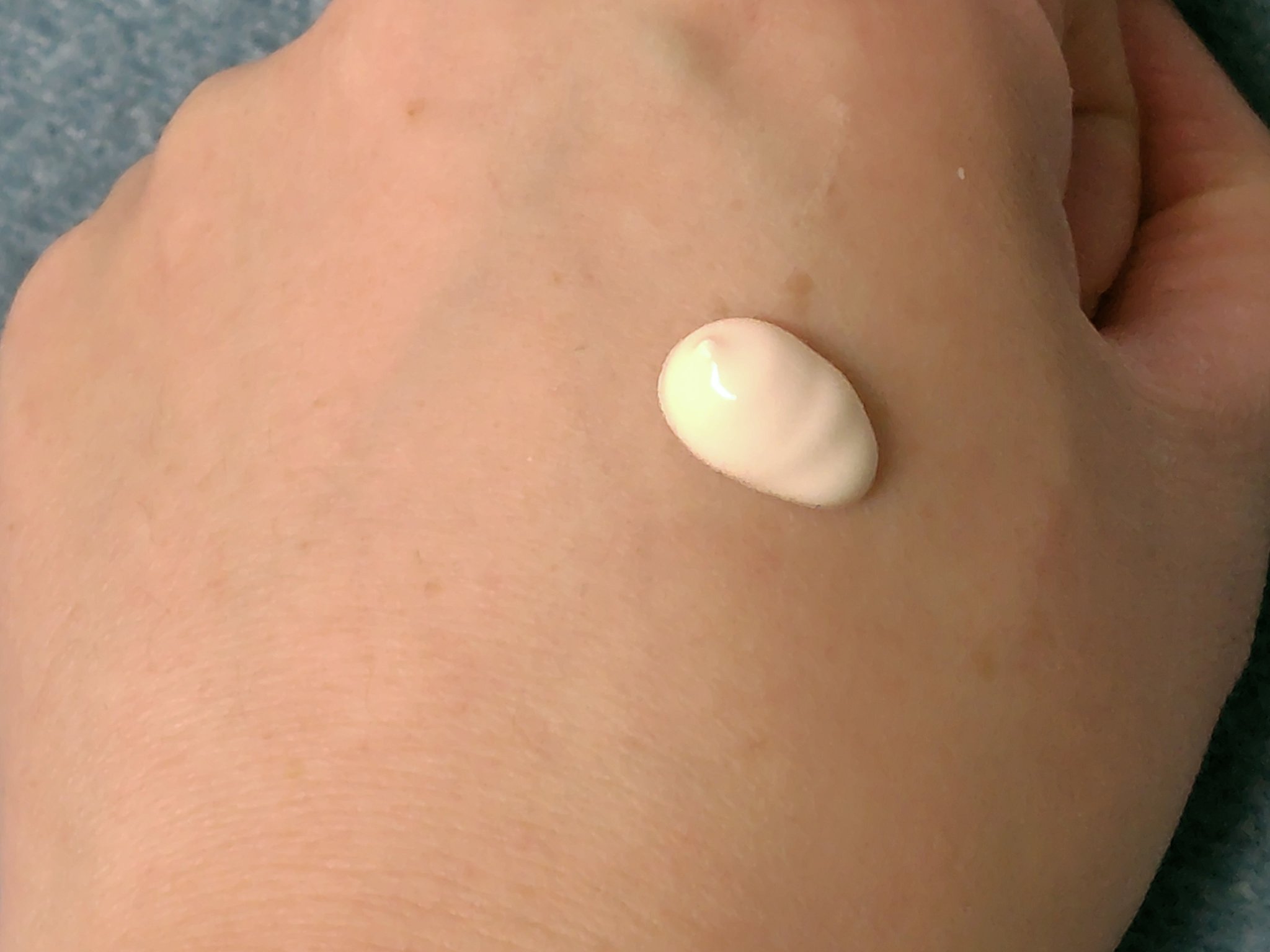 トリートメント デイ クリーム/COVERMARK/日焼け止めクリームを使ったクチコミ（3枚目）