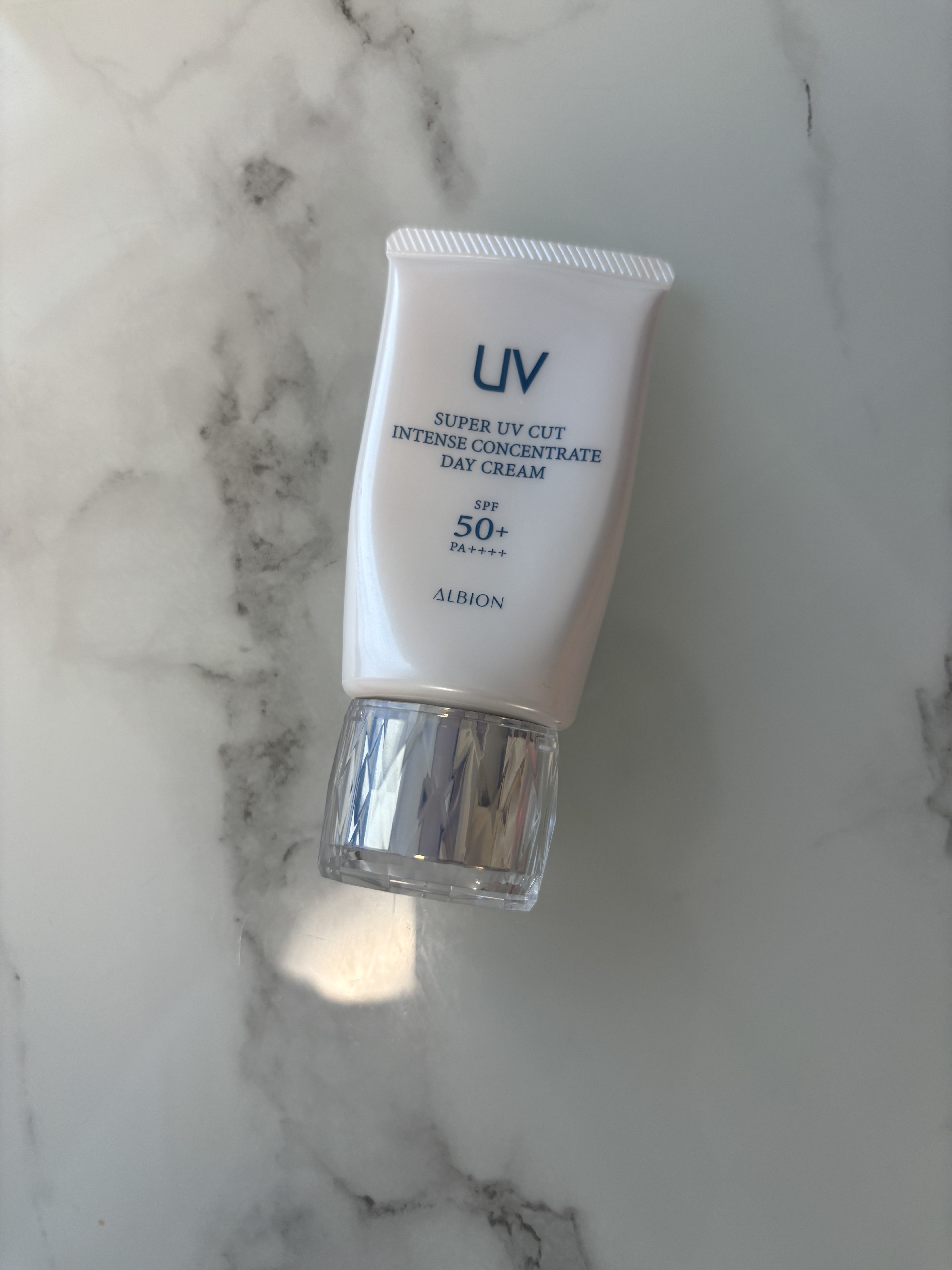 スーパー UV カット インテンスコンセントレート デイクリーム/ALBION/日焼け止めクリームを使ったクチコミ（1枚目）