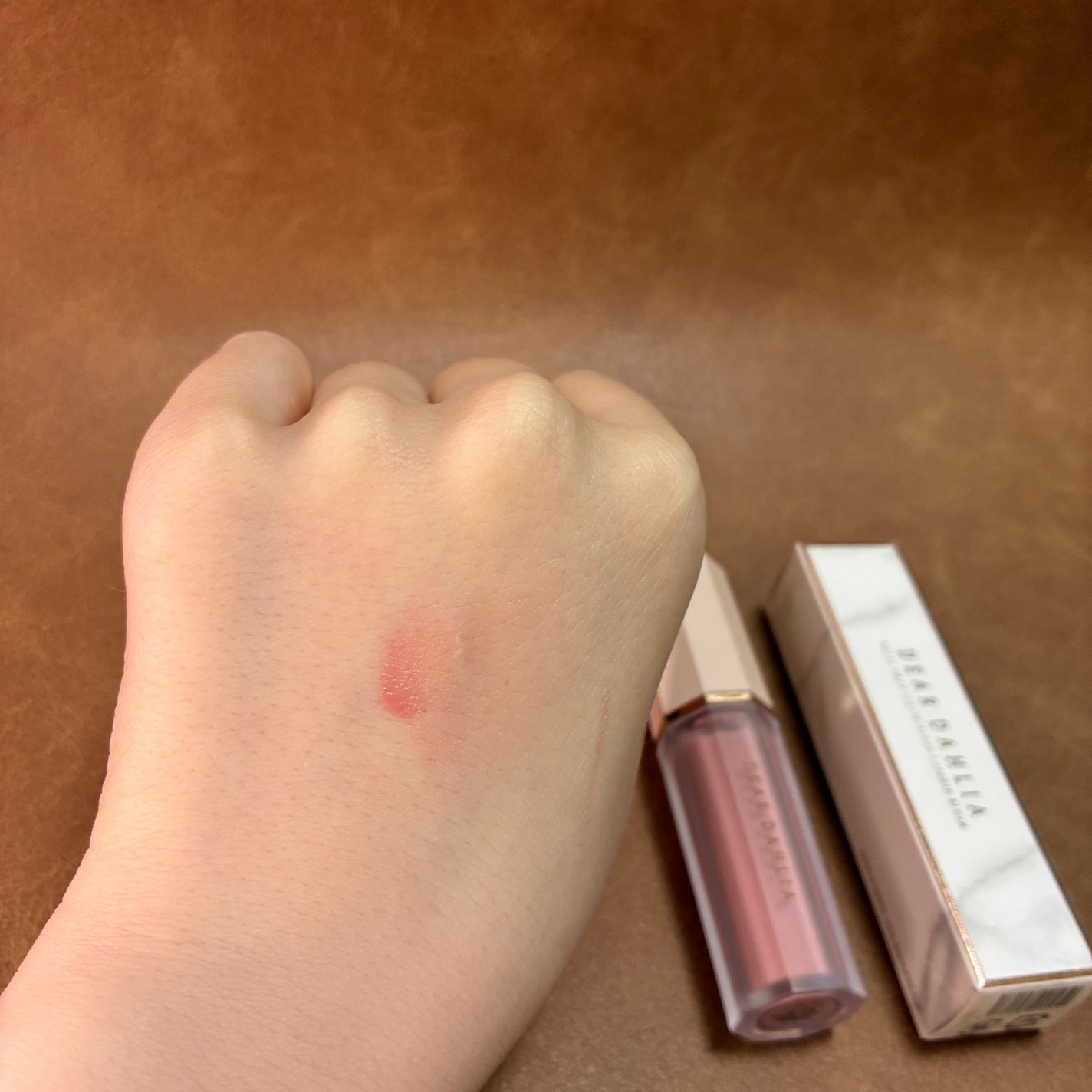 ペタルドロップリキッドブラッシャー/DEAR DAHLIA/リキッドチークを使ったクチコミ(3枚目)