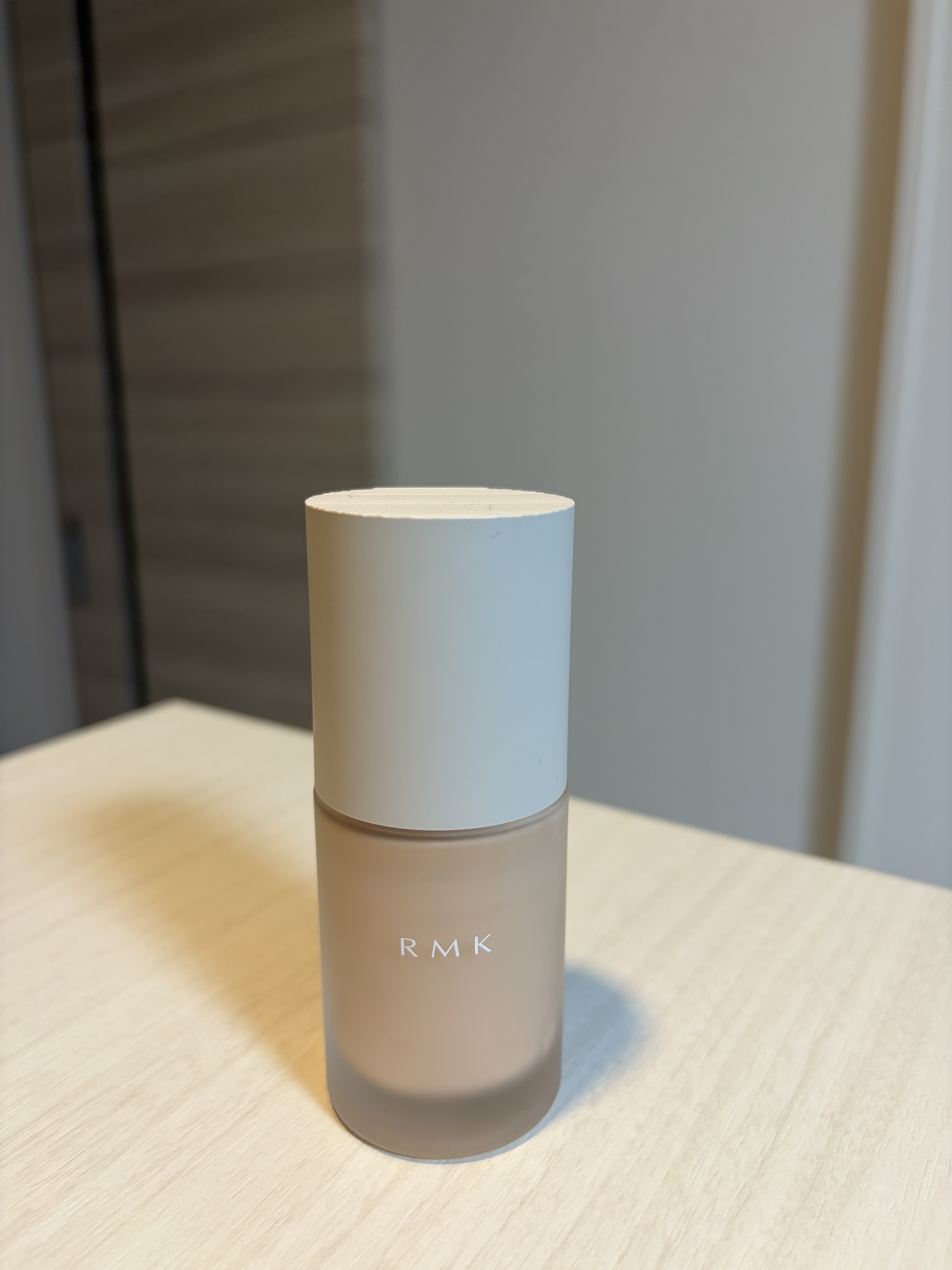 RMK リクイドファンデーション フローレスカバレッジ/RMK/リキッドファンデーションを使ったクチコミ（1枚目）