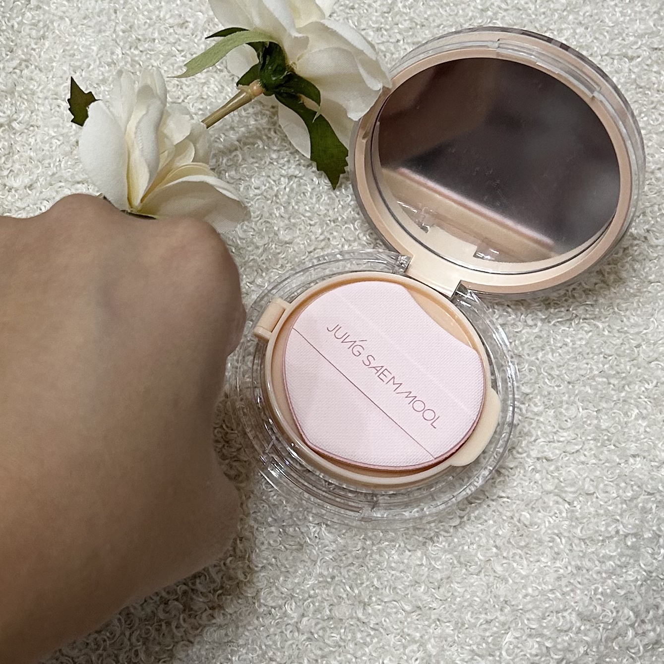 アーティスト クッション ハイライター/JUNG SAEM MOOL/リキッドハイライトを使ったクチコミ（2枚目）