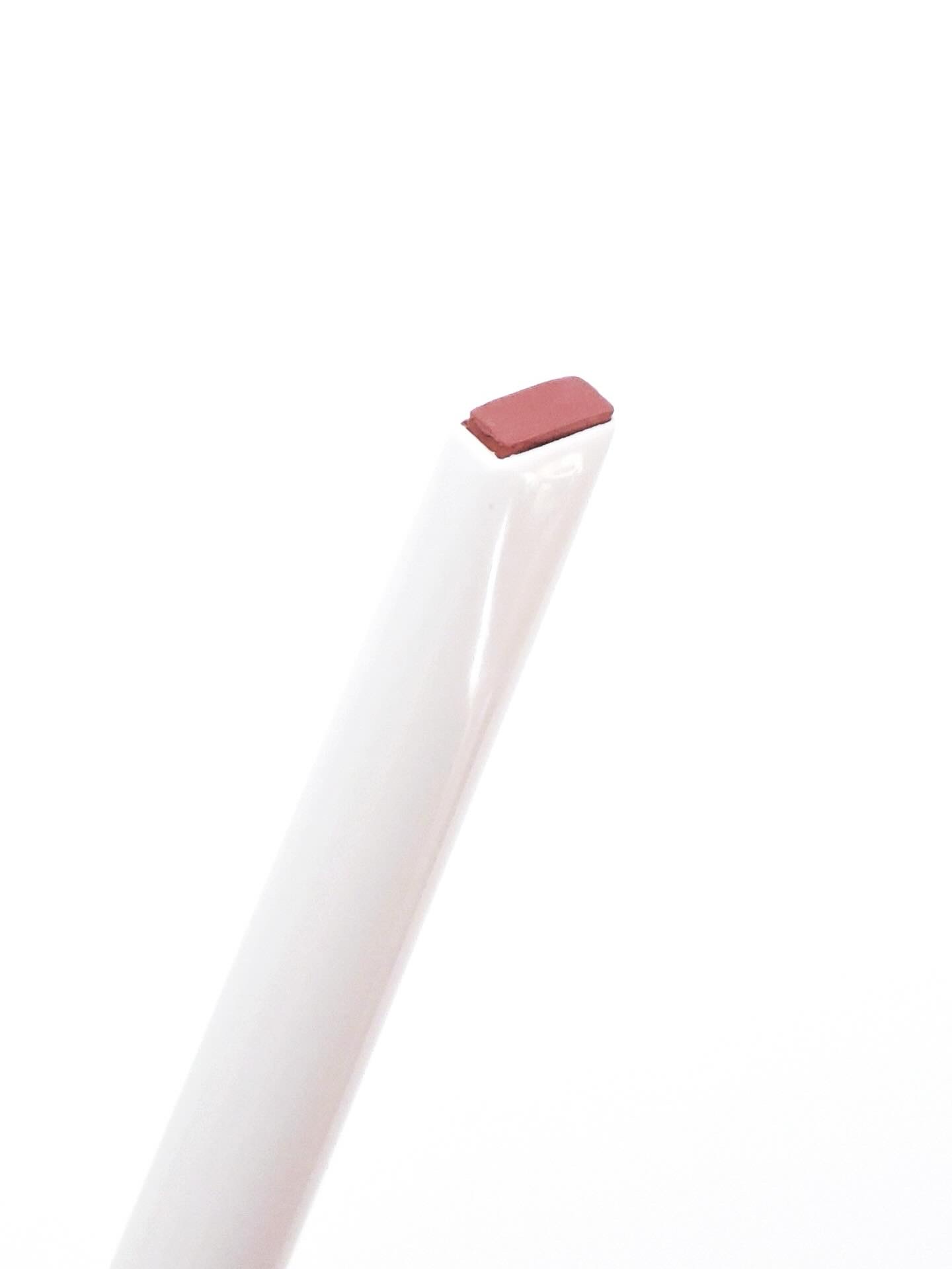 オーバーディテールリップペンシル/nonoer/リップライナーを使ったクチコミ（3枚目）