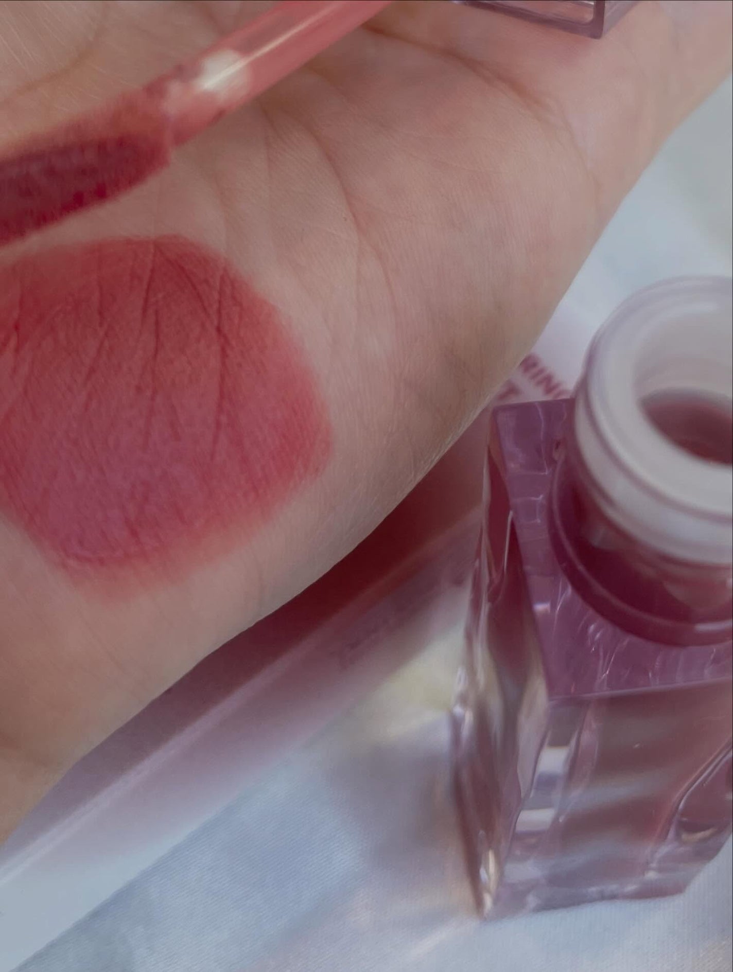 ブラーリングベルベットマットティント/INGA/リップティントを使ったクチコミ(4枚目)