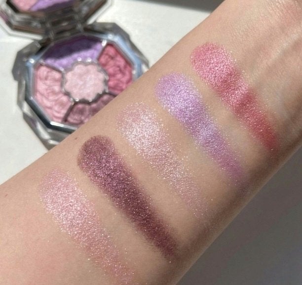 ジルスチュアート ブルームクチュール アイズ ジュエルドブーケ/JILL STUART/アイシャドウパレットを使ったクチコミ(2枚目)