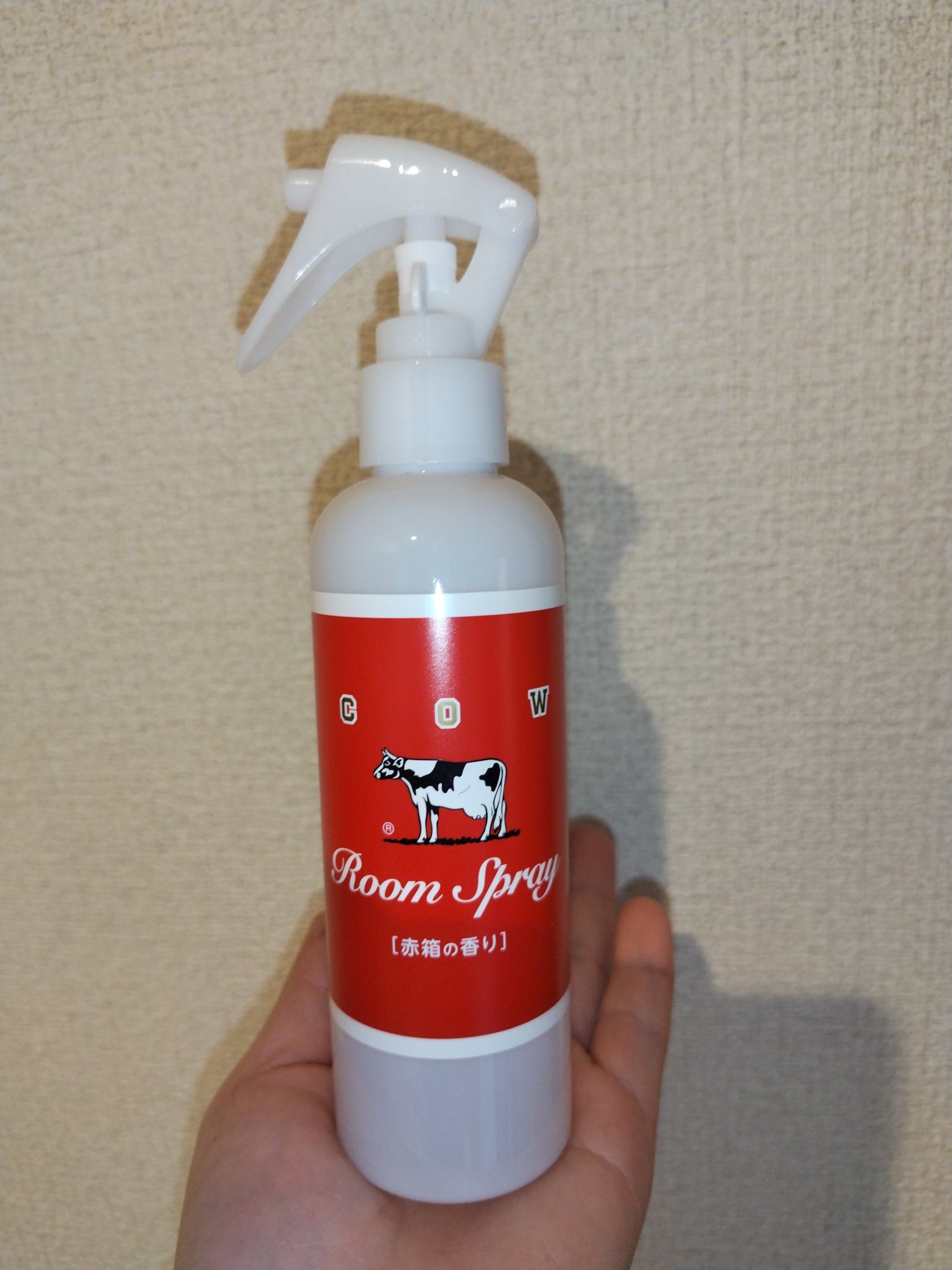 ルームスプレー 赤箱の香り/カウブランド/ファブリックミストを使ったクチコミ（1枚目）