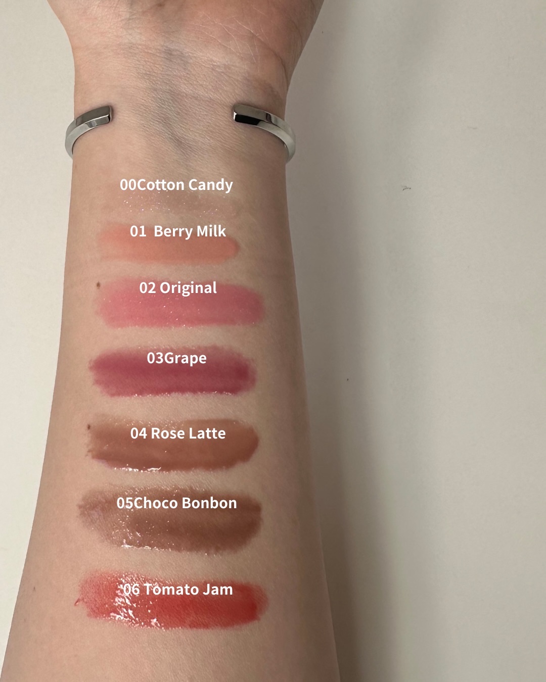 ロングラスティング バブルリングガムグロス/LUNA/リップグロスを使ったクチコミ（3枚目）