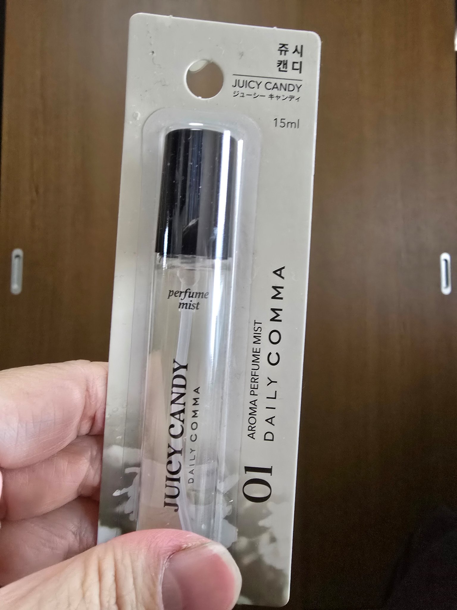 デイリーコンマ　アロマパフュームミスト #01 JUICY CANDY/DAILY COMMA/香水(その他)を使ったクチコミ（1枚目）
