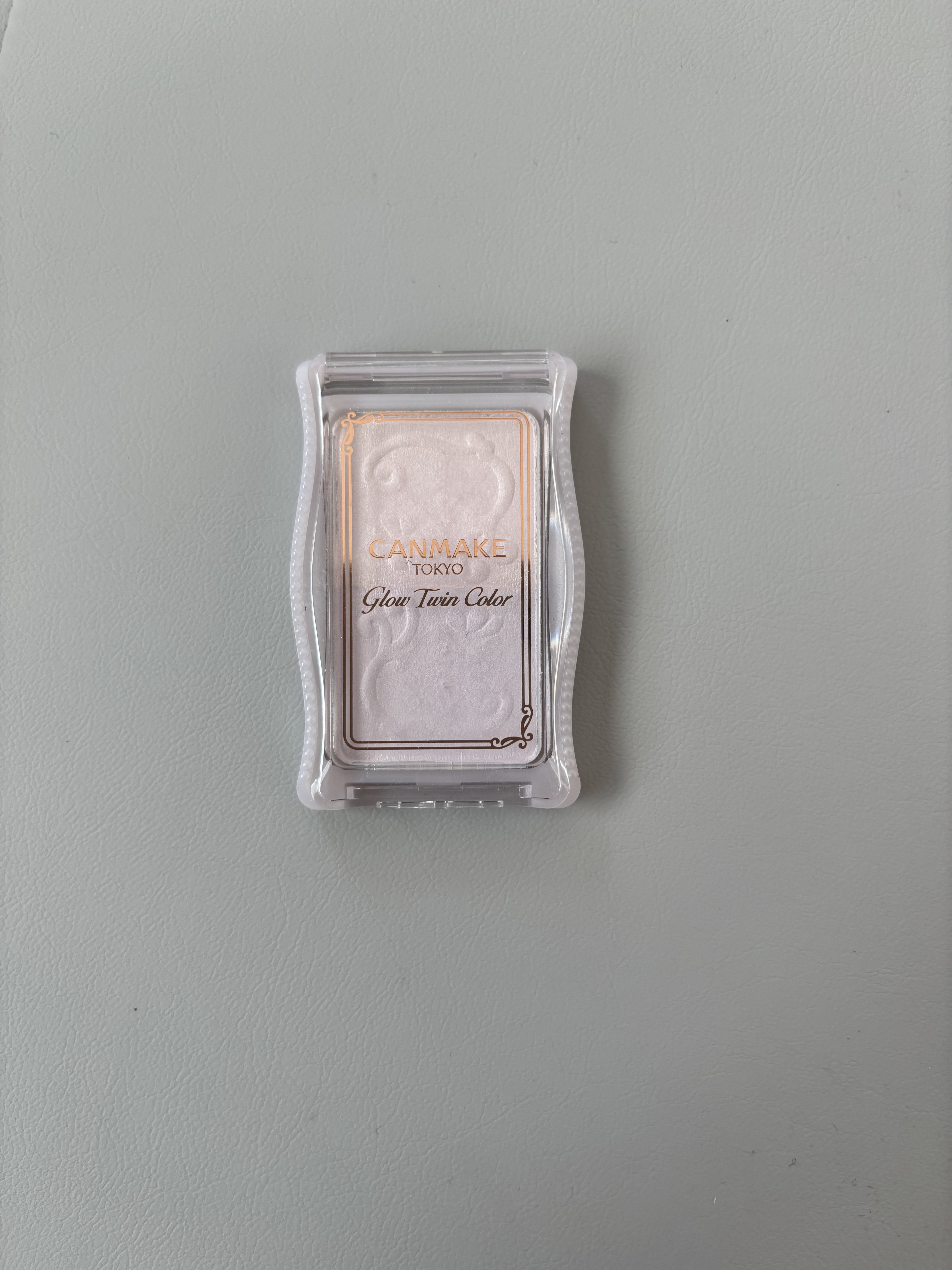 グロウツインカラー 04 サクララベンダー/キャンメイク/アイシャドウパレットを使ったクチコミ（1枚目）