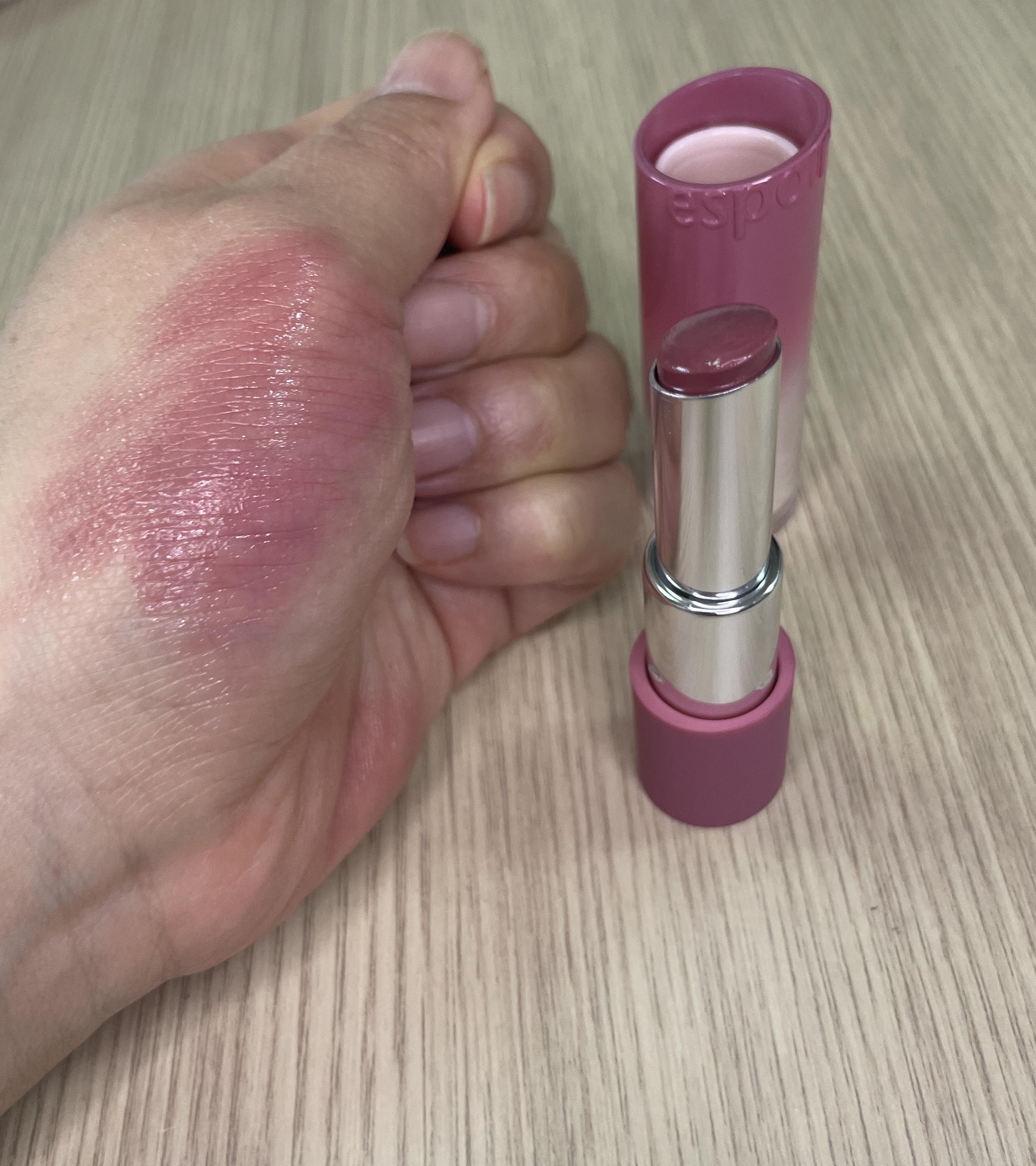 ノーウェアリップスティックバーミンググロー/espoir/口紅を使ったクチコミ（3枚目）