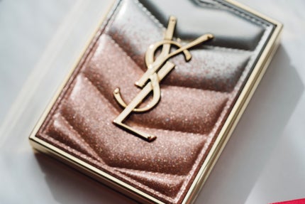 クチュール ミニ クラッチ/YVES SAINT LAURENT BEAUTE/アイシャドウパレットを使ったクチコミ(5枚目)