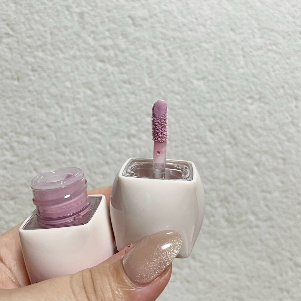 Veil Melting Color Blush/BLESSED MOON/リキッドチークを使ったクチコミ（2枚目）