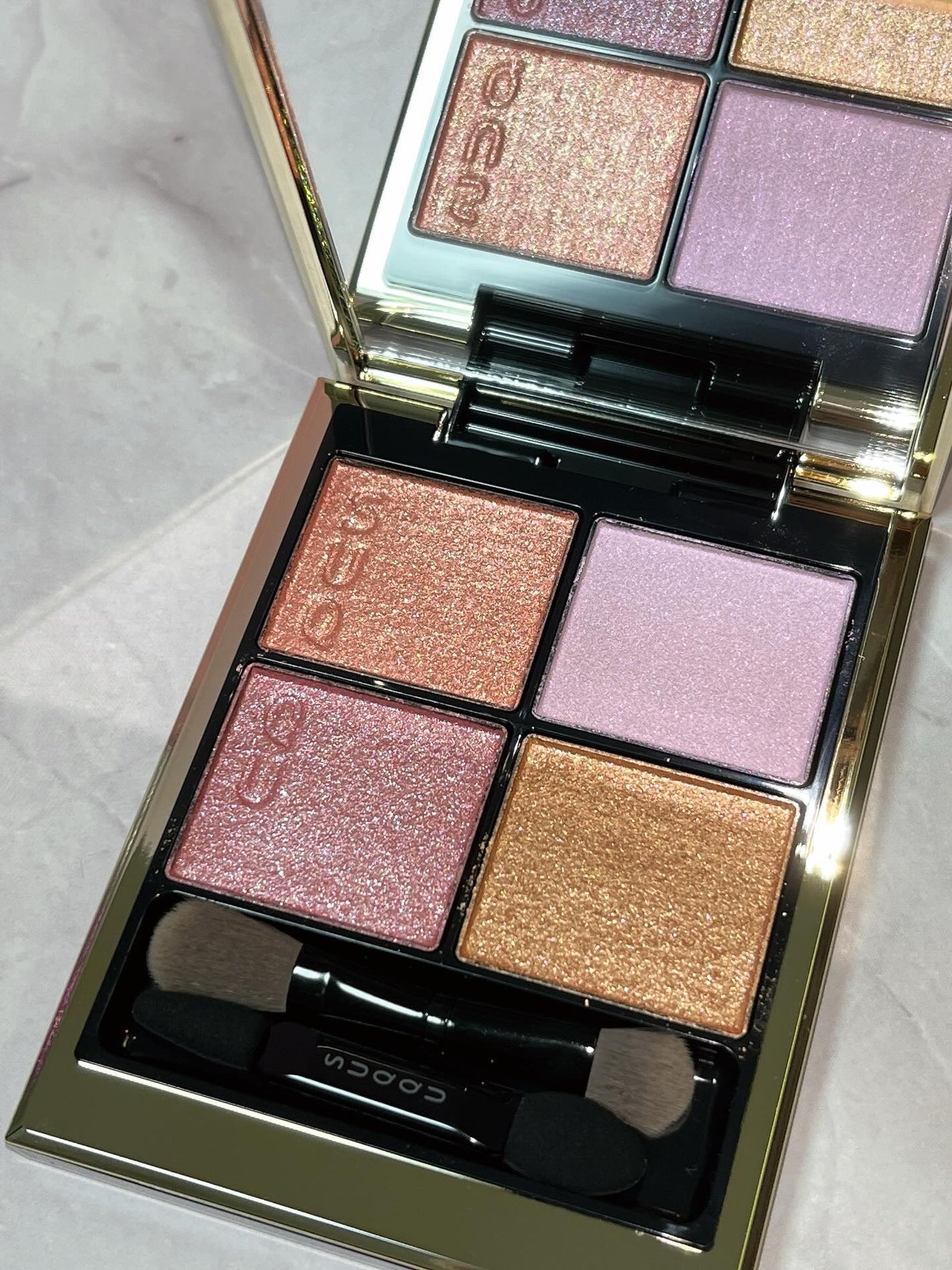 シグニチャー カラー アイズ/SUQQU/アイシャドウパレットを使ったクチコミ(4枚目)