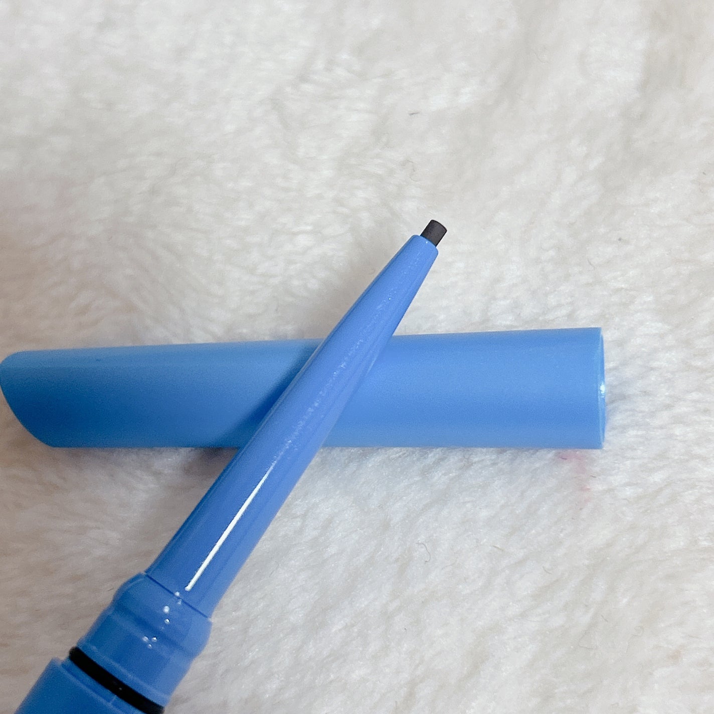 「密着アイライナー」極細クリームペンシル/デジャヴュ/ペンシルアイライナーを使ったクチコミ(2枚目)