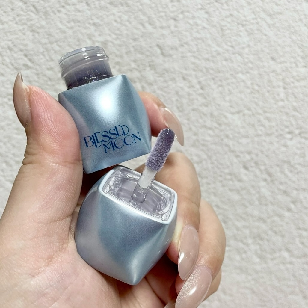 Veil Glow Lip Tint/BLESSED MOON/リップティントを使ったクチコミ（2枚目）