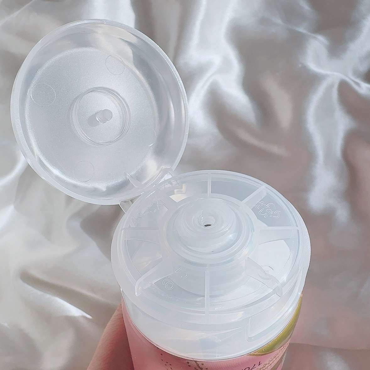 グルタヒア ボディローション ブライトニング/ヴァセリン/ボディローションを使ったクチコミ（2枚目）