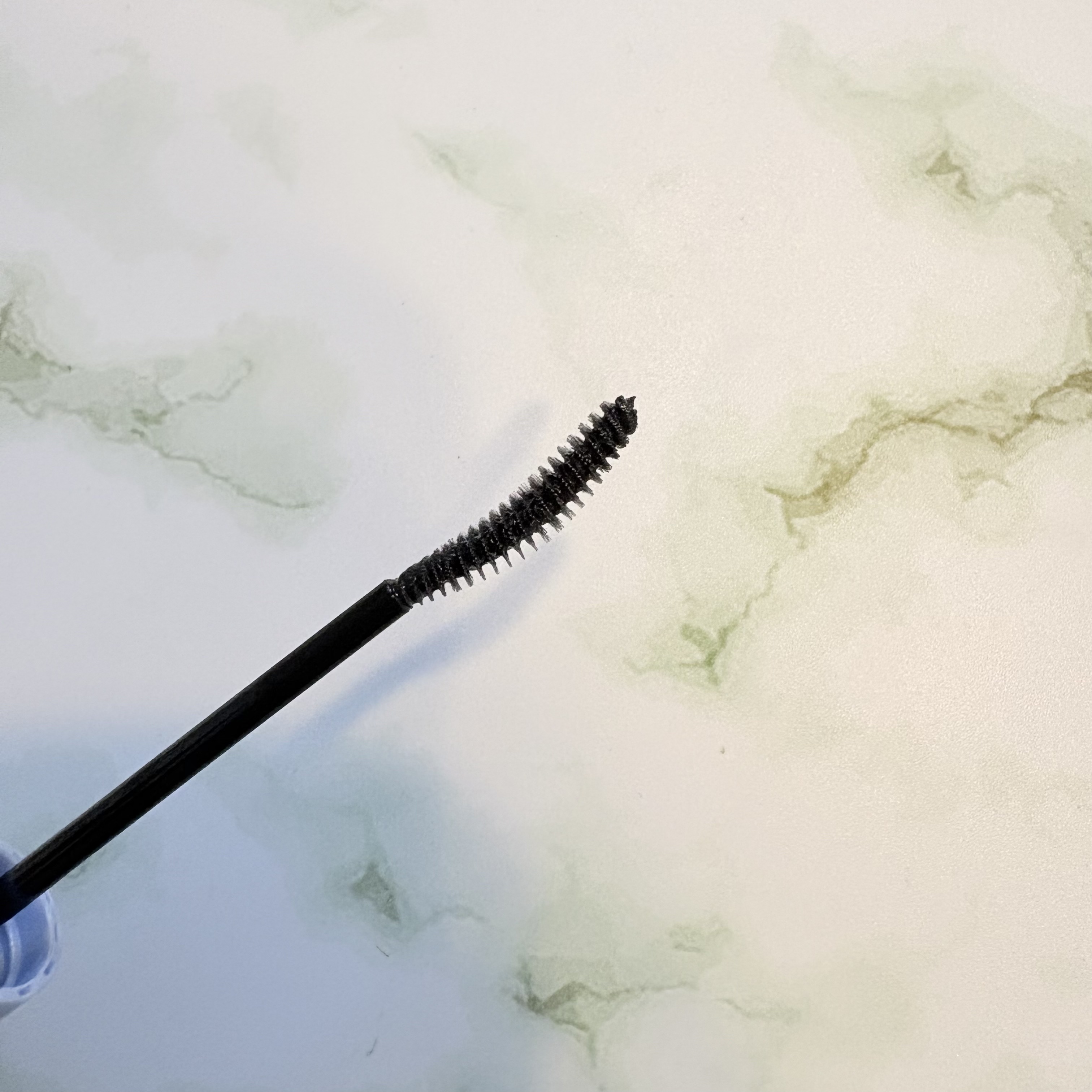 カールロックマスカラベース N/D-UP/マスカラ下地を使ったクチコミ（3枚目）