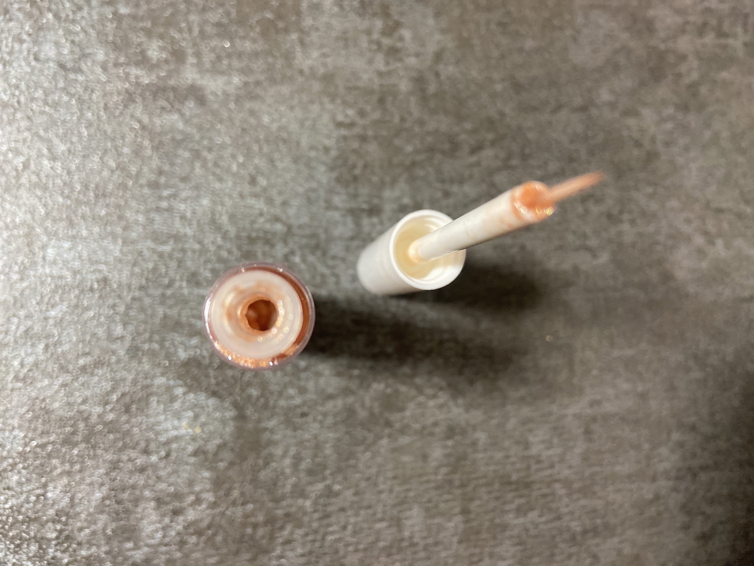 アイデイト ラメライナー 03 ベージュシュガー/IDATE/リキッドアイシャドウを使ったクチコミ（2枚目）