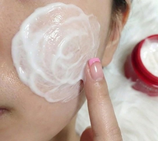 キールズ Rクリーム UFC/Kiehl's/フェイスクリームを使ったクチコミ（2枚目）