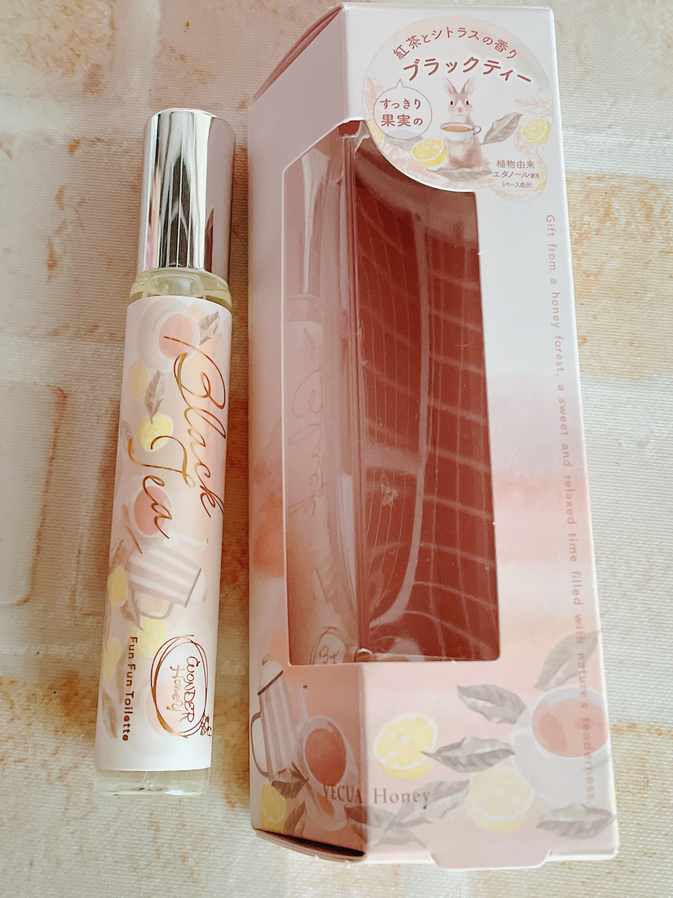 ワンダーハニー ファンファントワレ すっきり果実のブラックティー/VECUA Honey/香水(レディース)を使ったクチコミ（3枚目）