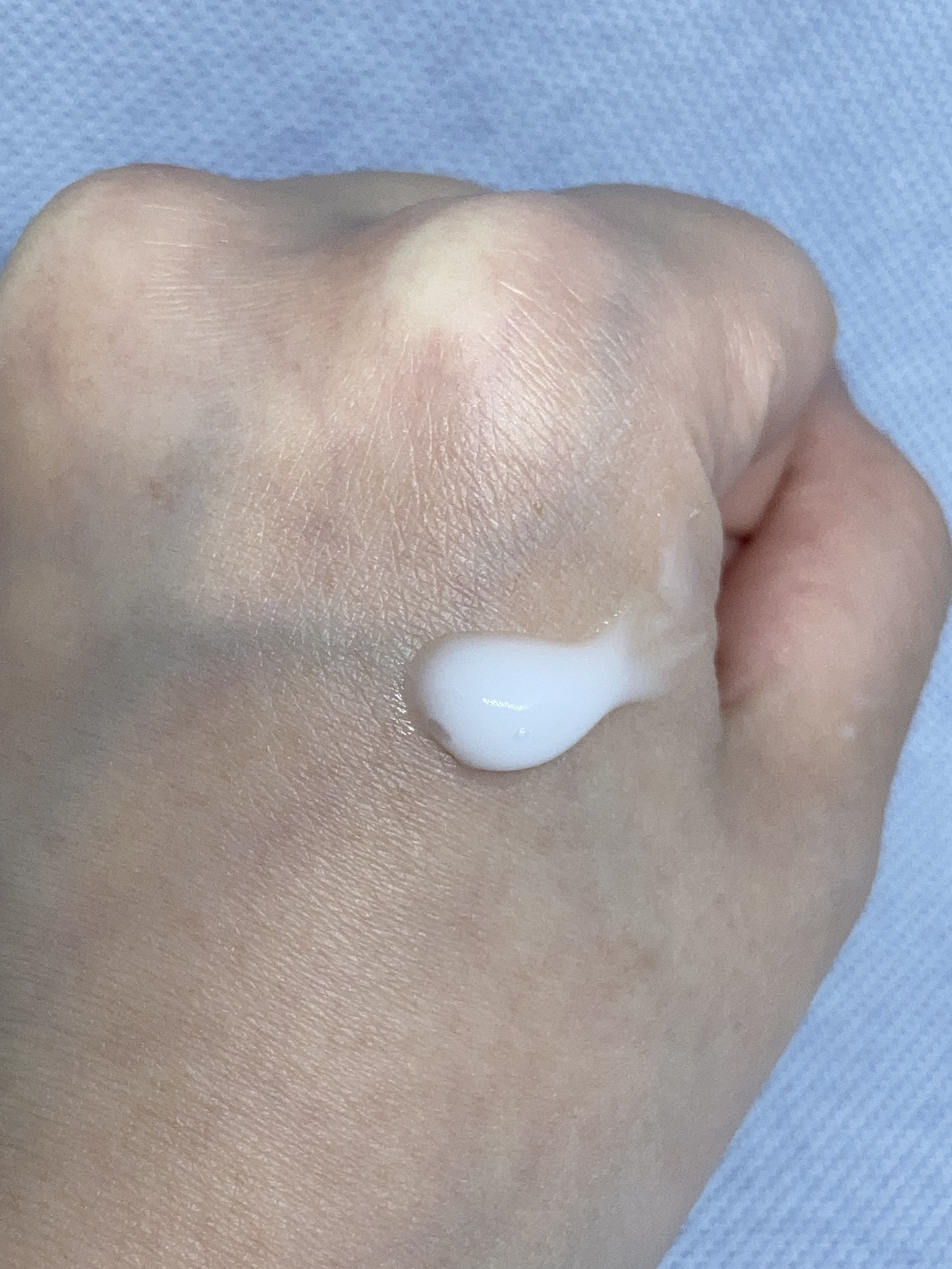 ニベア プレミアムボディミルク モイスチャー/ニベア/ボディミルクを使ったクチコミ（3枚目）