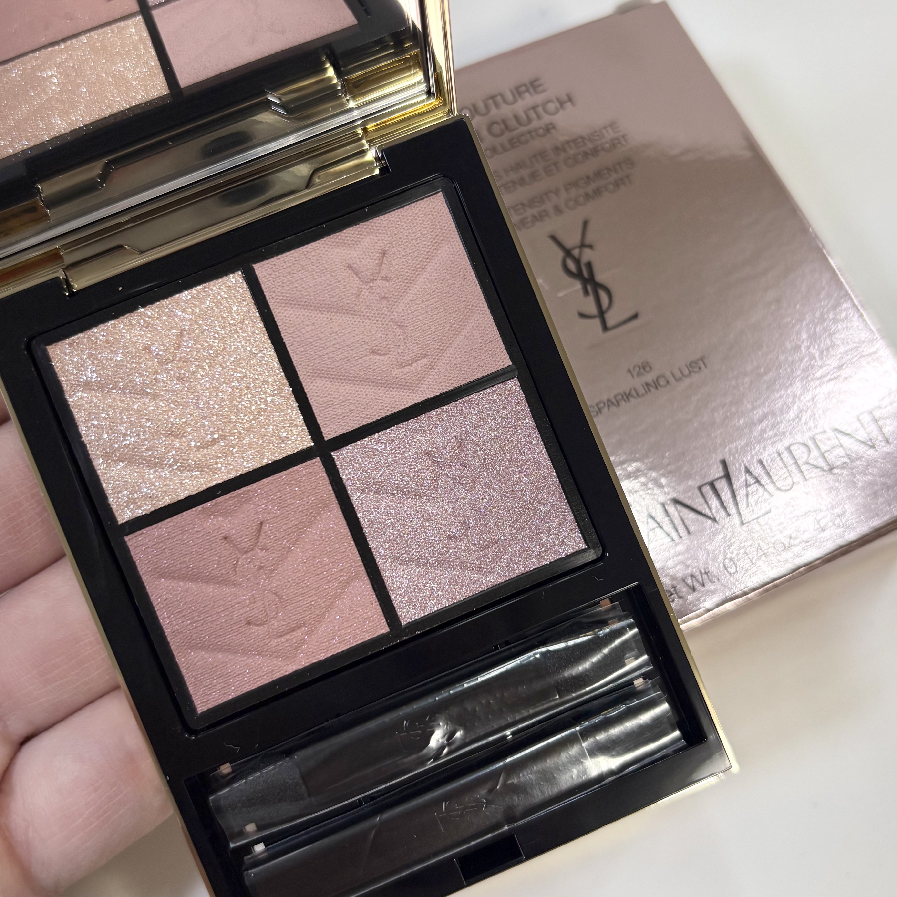 クチュール ミニ クラッチ No.126 スパークリング ラスト＜コレクター＞/YVES SAINT LAURENT BEAUTE/アイシャドウパレットを使ったクチコミ（2枚目）
