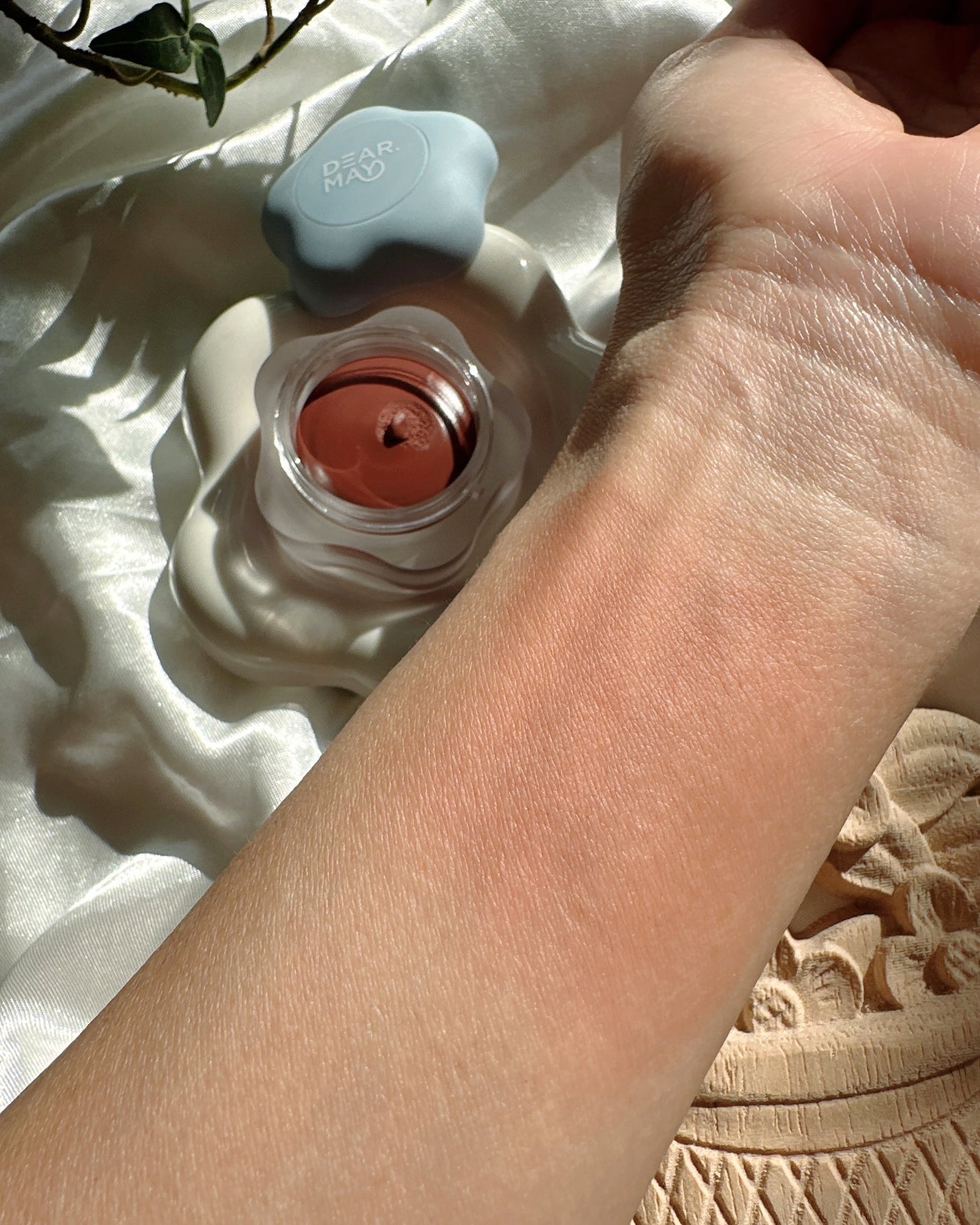 PURE FALLING MOOD LIP POT/DEAR MAY/リップバームを使ったクチコミ(5枚目)