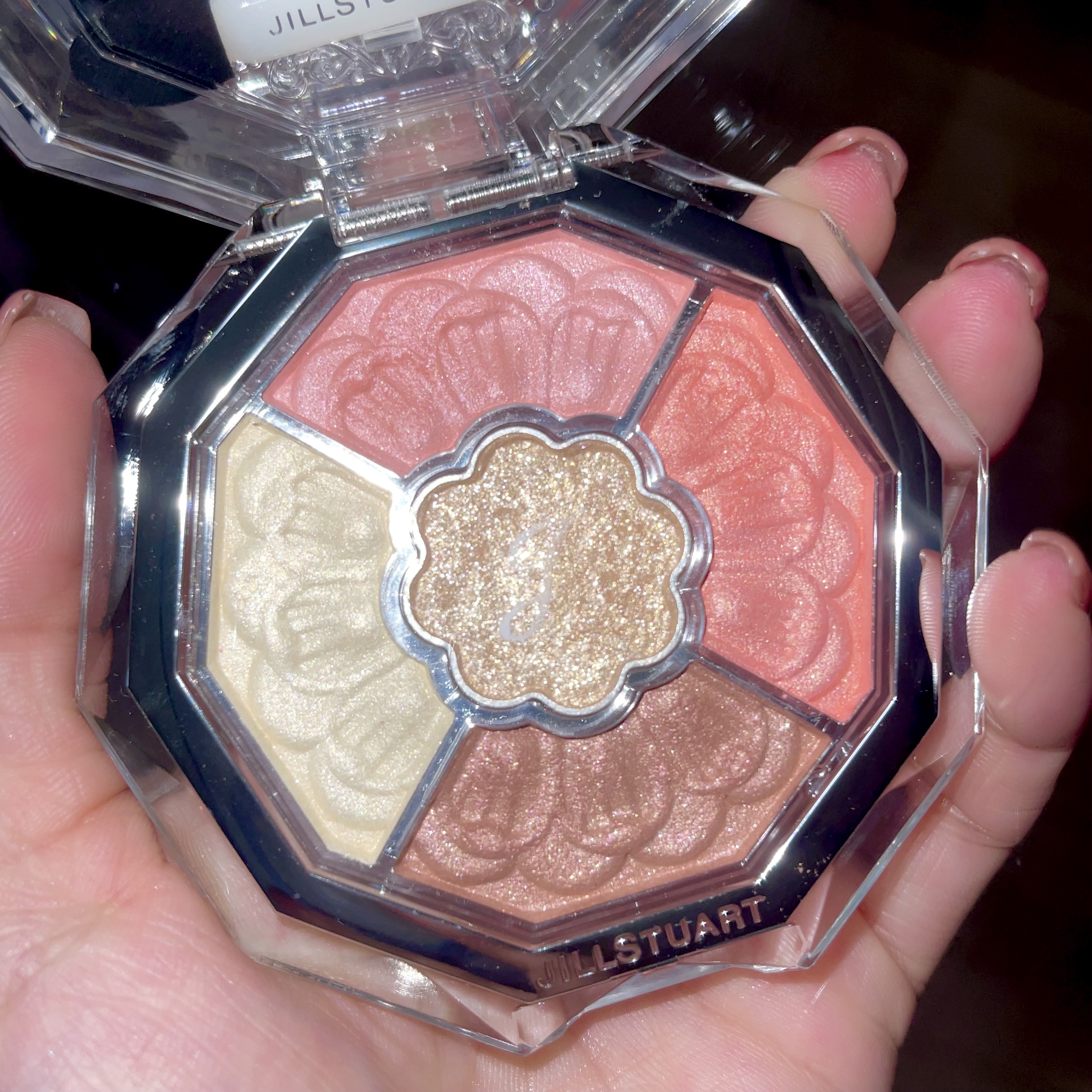 ジルスチュアート ブルームクチュール アイズ　ジュエルドブーケ/JILL STUART/アイシャドウパレットを使ったクチコミ（1枚目）