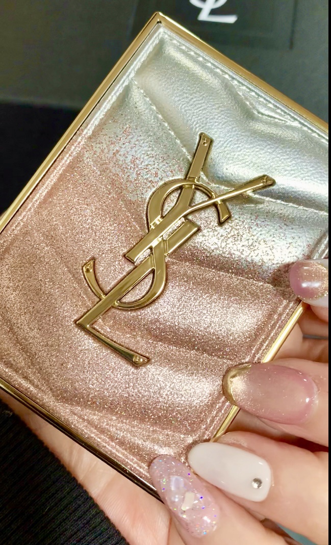 ラディアント タッチ グロウパクト/YVES SAINT LAURENT BEAUTE/クッションファンデーションを使ったクチコミ（3枚目）