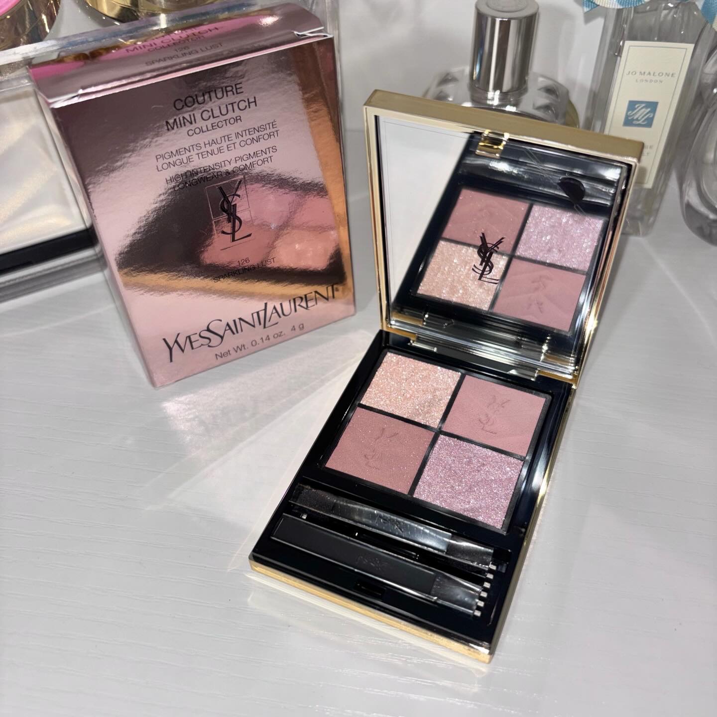 クチュール ミニ クラッチ/YVES SAINT LAURENT BEAUTE/アイシャドウパレットを使ったクチコミ（1枚目）