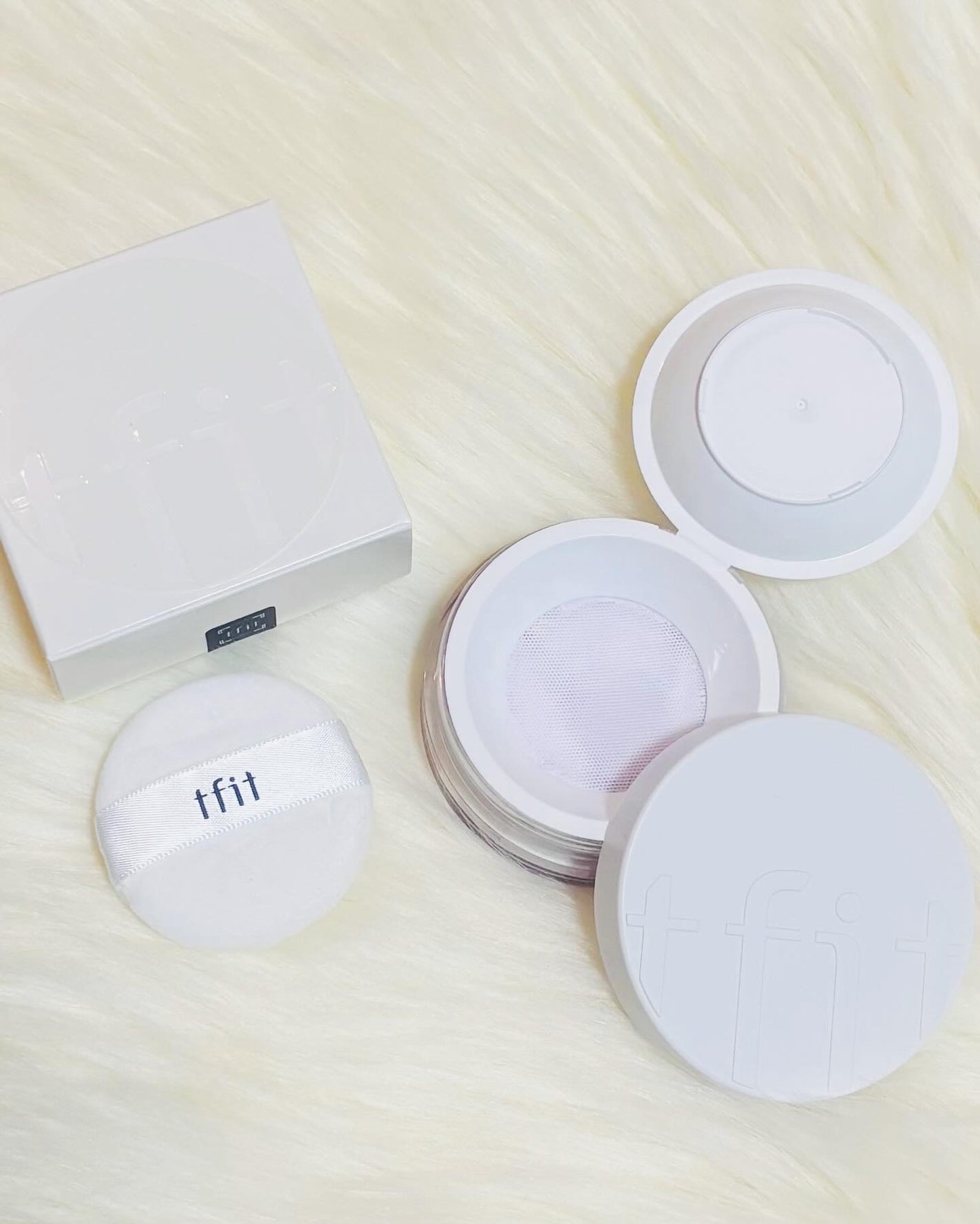 トランスルーセントセットフィニッシングパウダー/TFIT/ルースパウダーを使ったクチコミ(4枚目)