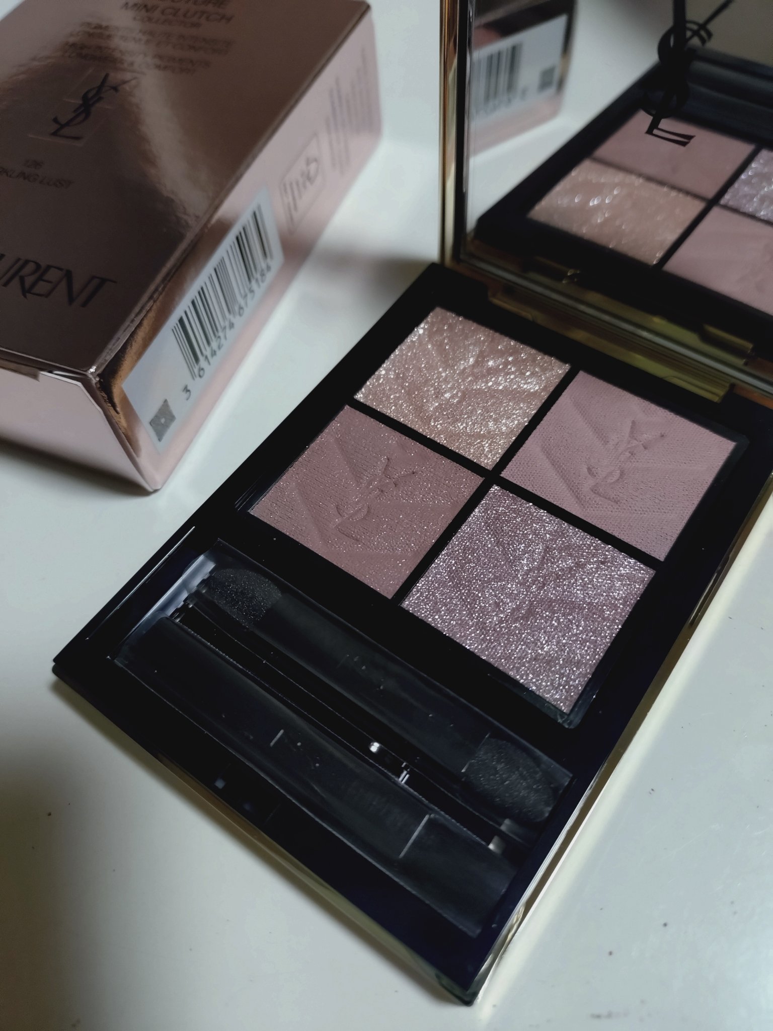 クチュール ミニ クラッチ/YVES SAINT LAURENT BEAUTE/アイシャドウパレットを使ったクチコミ（1枚目）