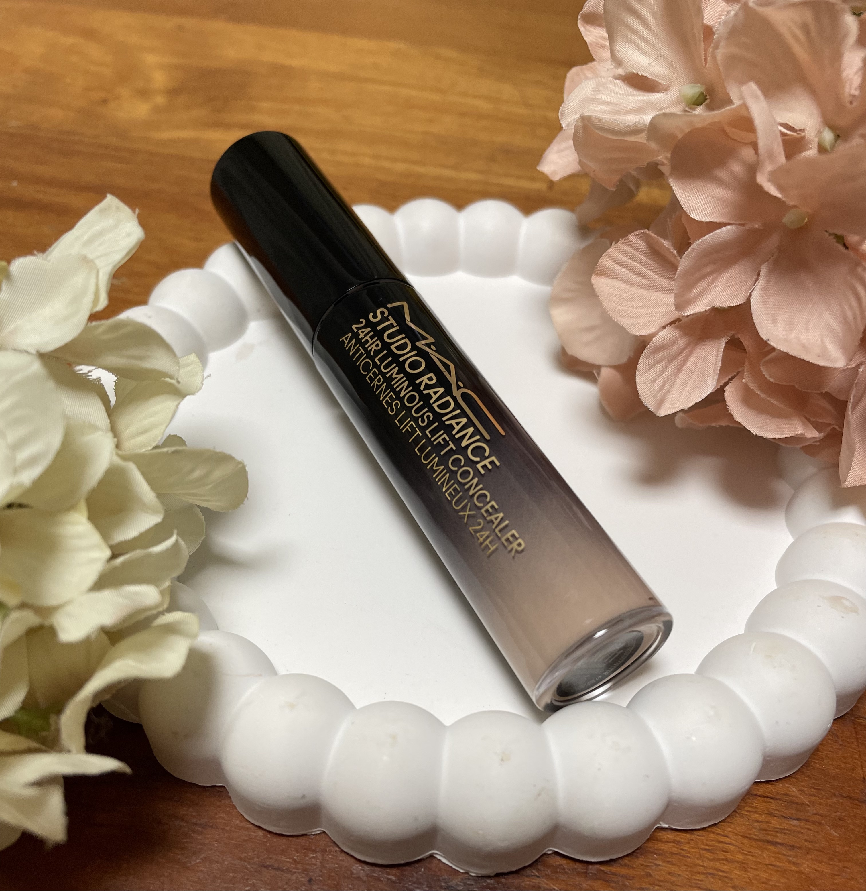 スタジオ ラディアンス 24 ルミナス コンシーラー/M・A・C/リキッドコンシーラーを使ったクチコミ（3枚目）