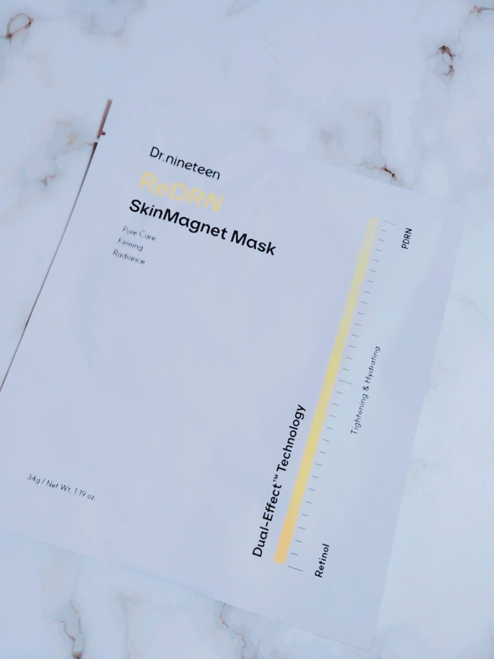 　Dr.nineteen　ReDRN スキンマグネットマスク

みなさん、こんばんは☺
今日のマスクはDr.nineteen　ReDRN スキンマグネットマスク。

毛穴ケアにオススメ。
ヒタヒタで保湿力もあっていいです🤍


＃Dr.n