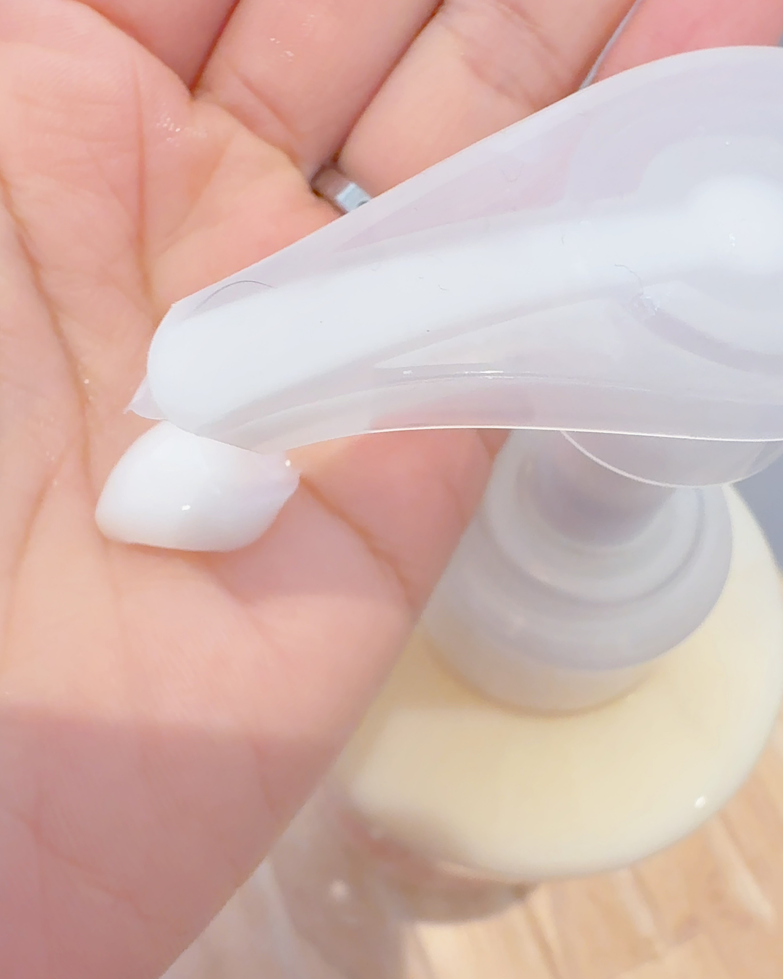 ハニー＆マカデミア シャンプー＆トリートメント『ウェディングブーケの香り』/KUNDAL/市販シャンプーを使ったクチコミ（3枚目）