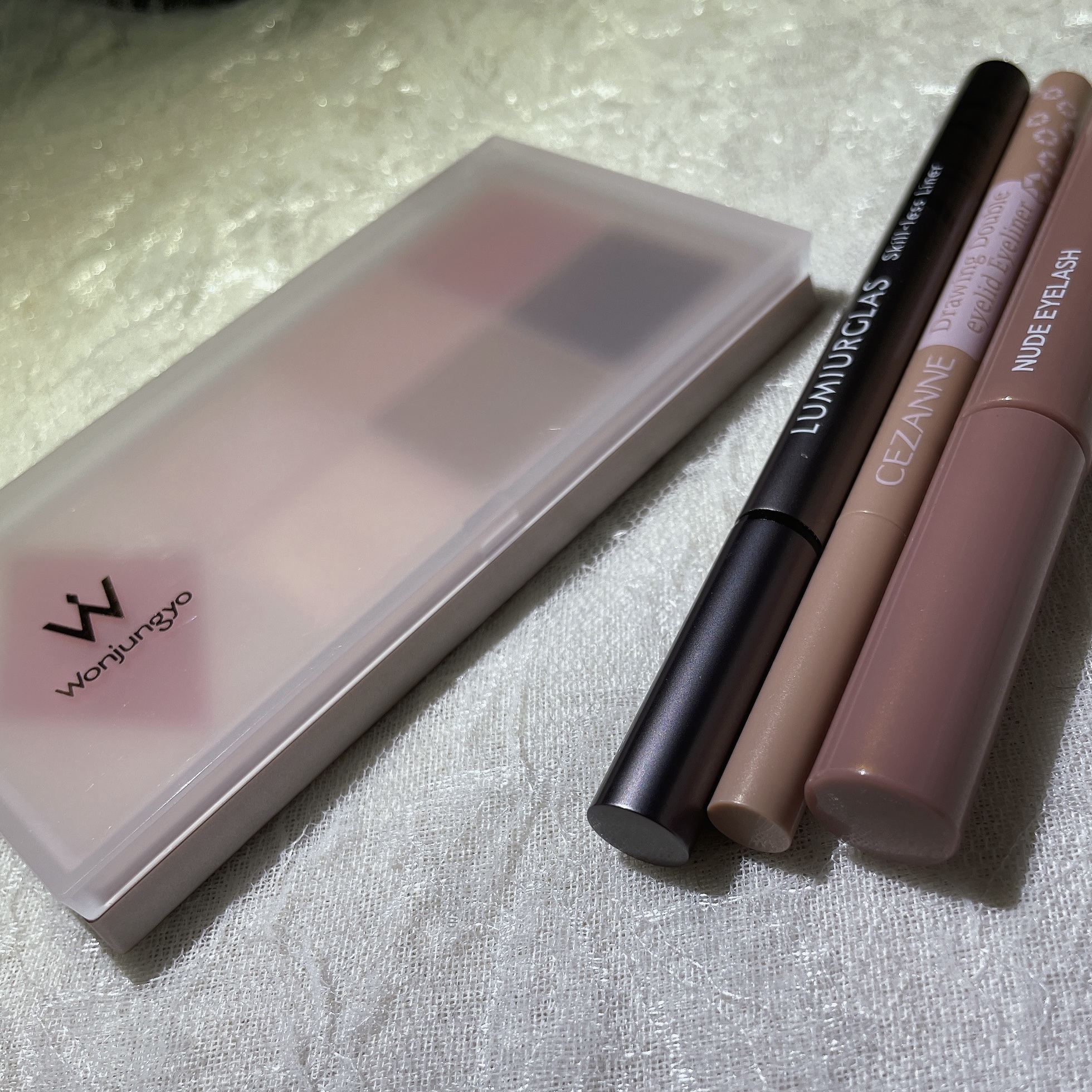 描くふたえアイライナー/CEZANNE/リキッドアイライナーを使ったクチコミ（3枚目）