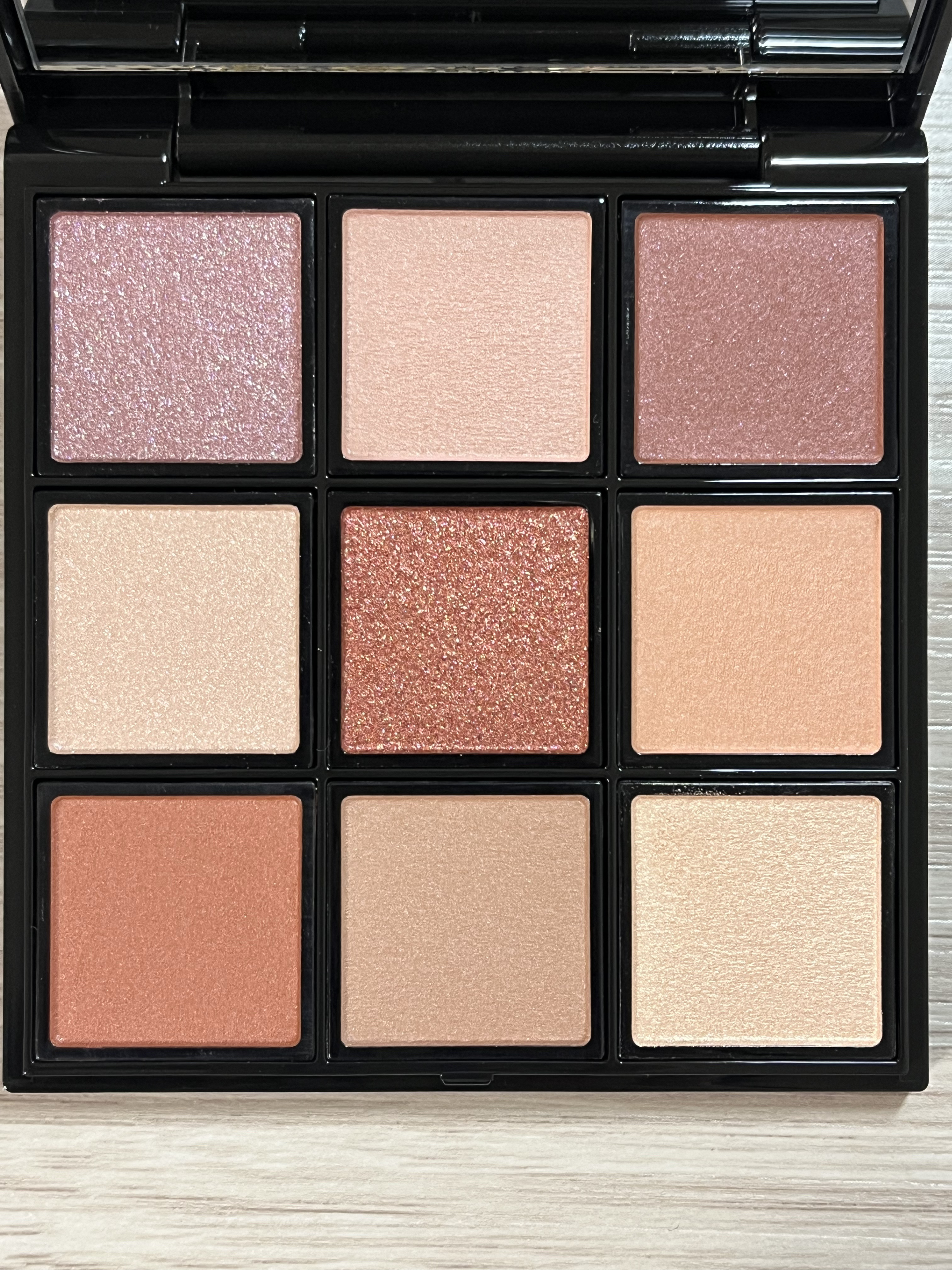 セルヴォーク エクスプレッシヴ アイズ/Celvoke/アイシャドウパレットを使ったクチコミ（2枚目）