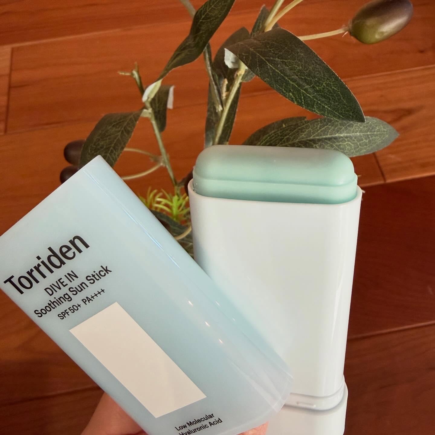 ダイブイン モイスチャー スージング サンスティック/Torriden/日焼け止めスティックを使ったクチコミ（2枚目）